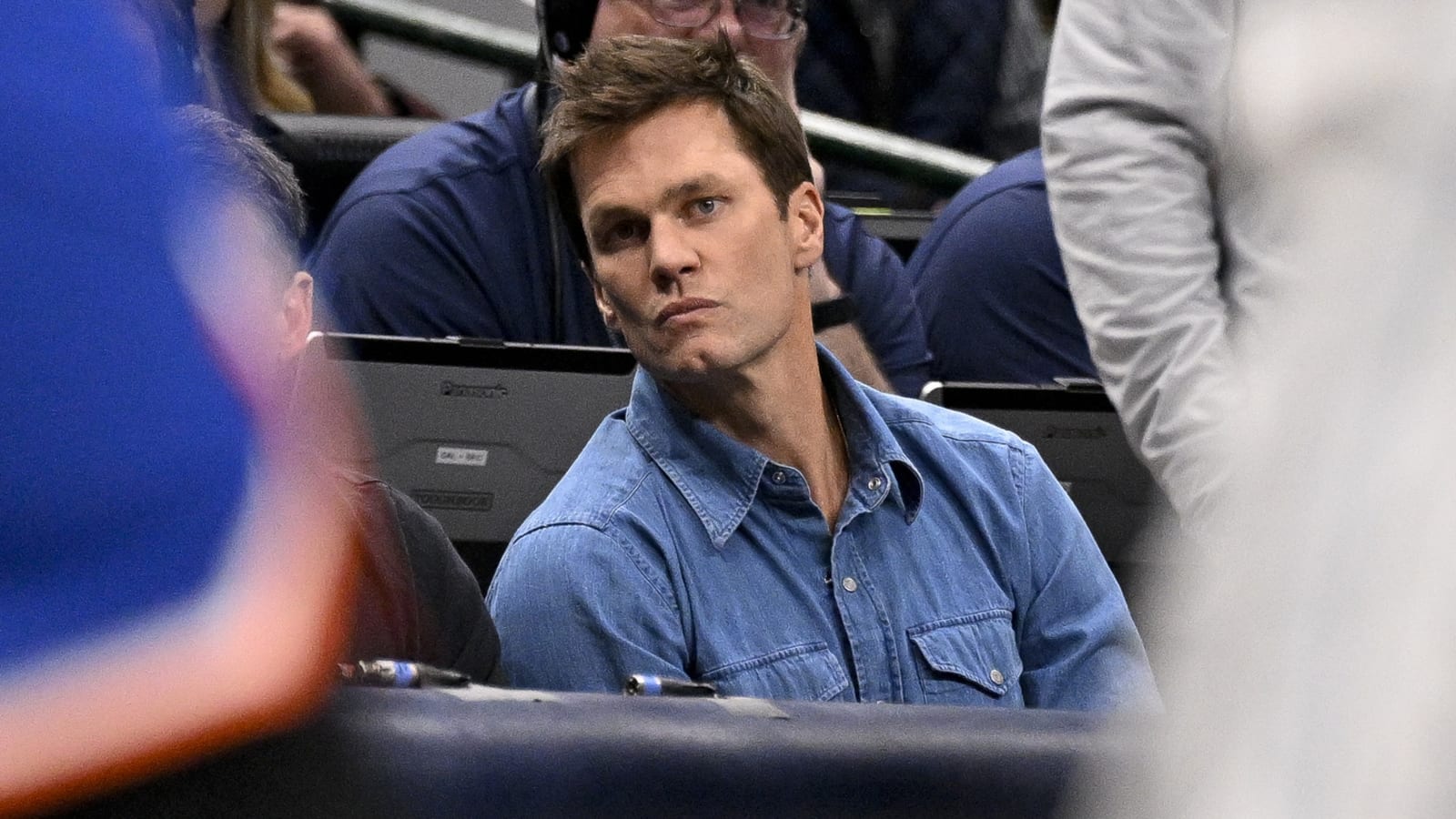 Insider addresses latest Brady, Fox rumor amid Raiders speculation