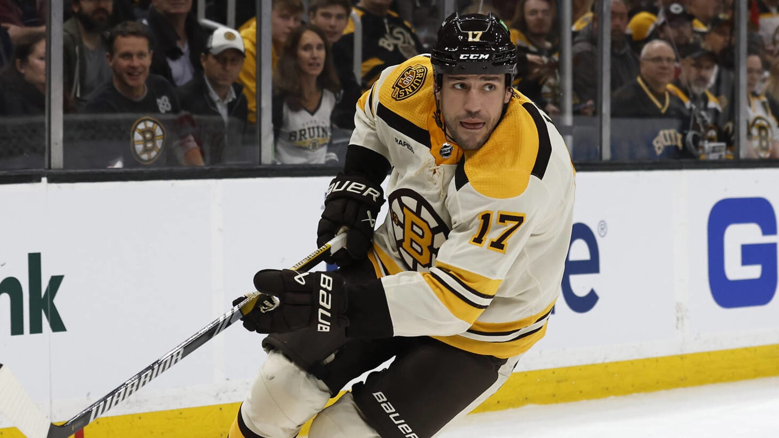 Bruins forward out for couple of weeks with lower-body injury