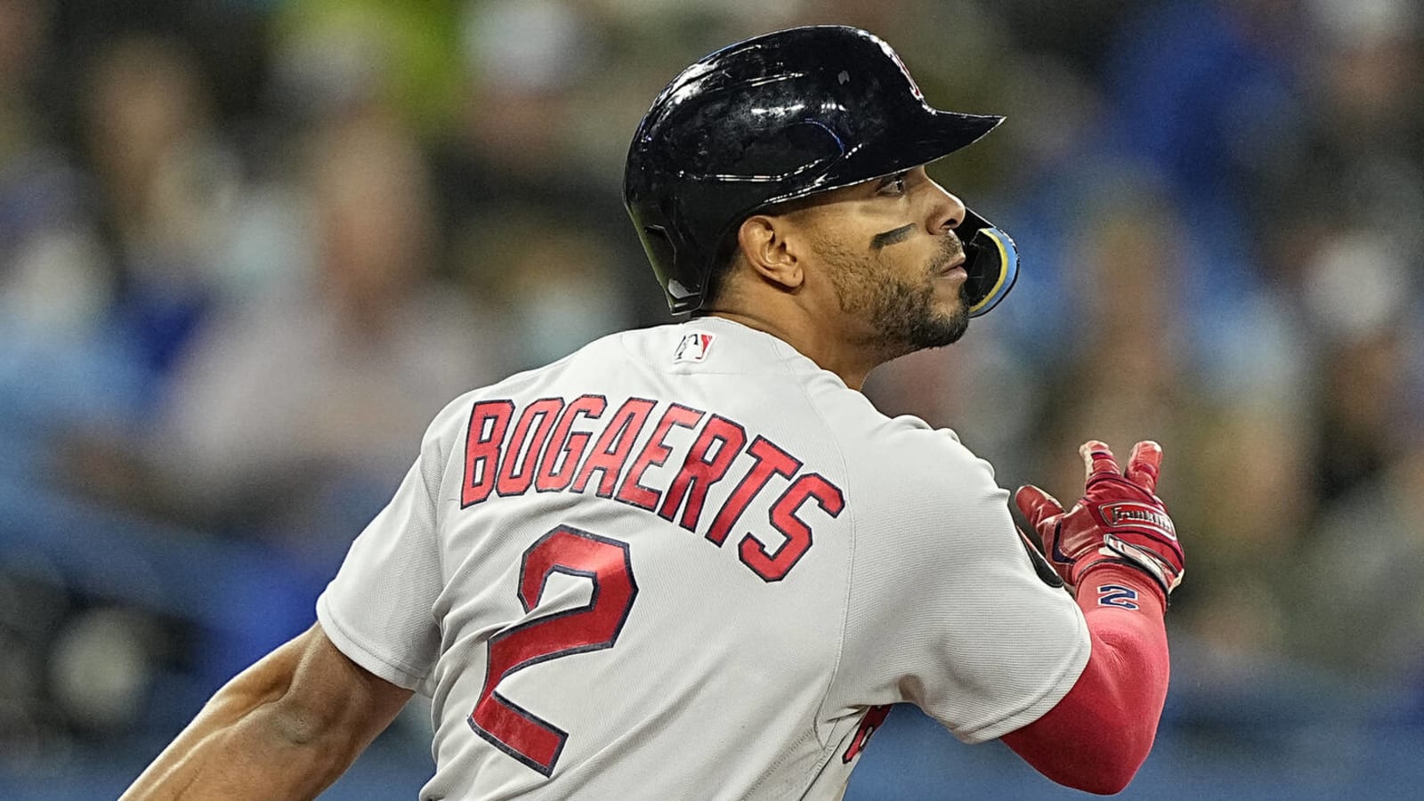 MLB execs think Red Sox will trade Xander Bogaerts?