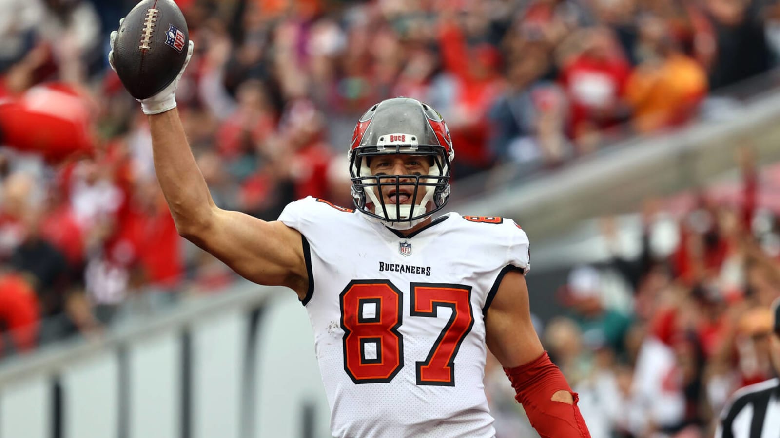 Rob Gronkowski 'does expect to play' for Bucs in 2022?