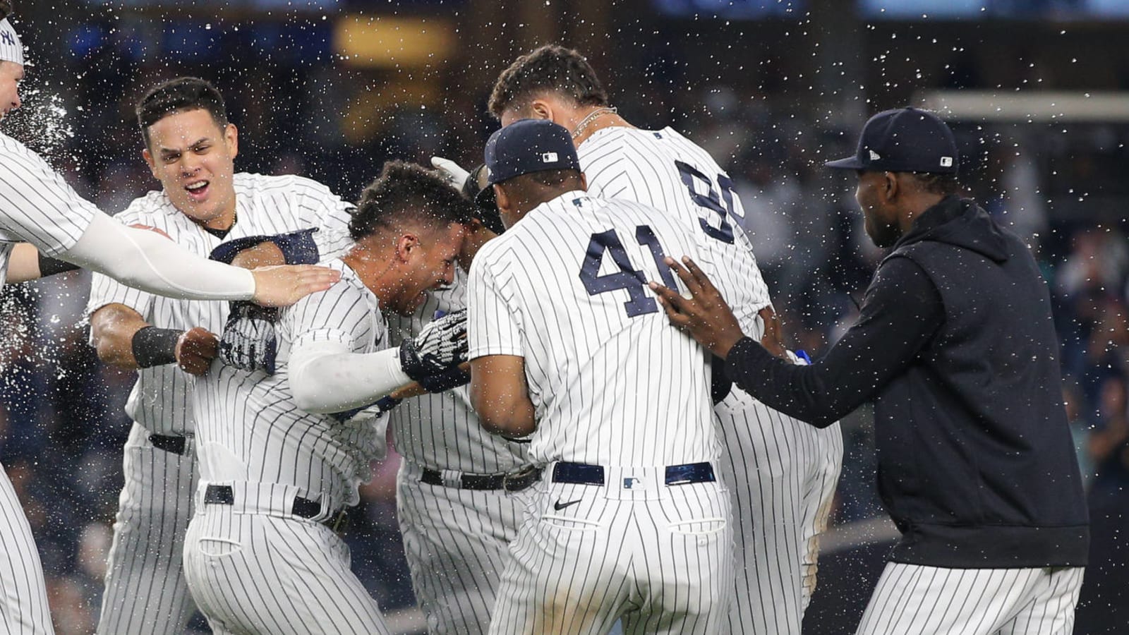 Yankees' triple play sparks walk-off win over White Sox