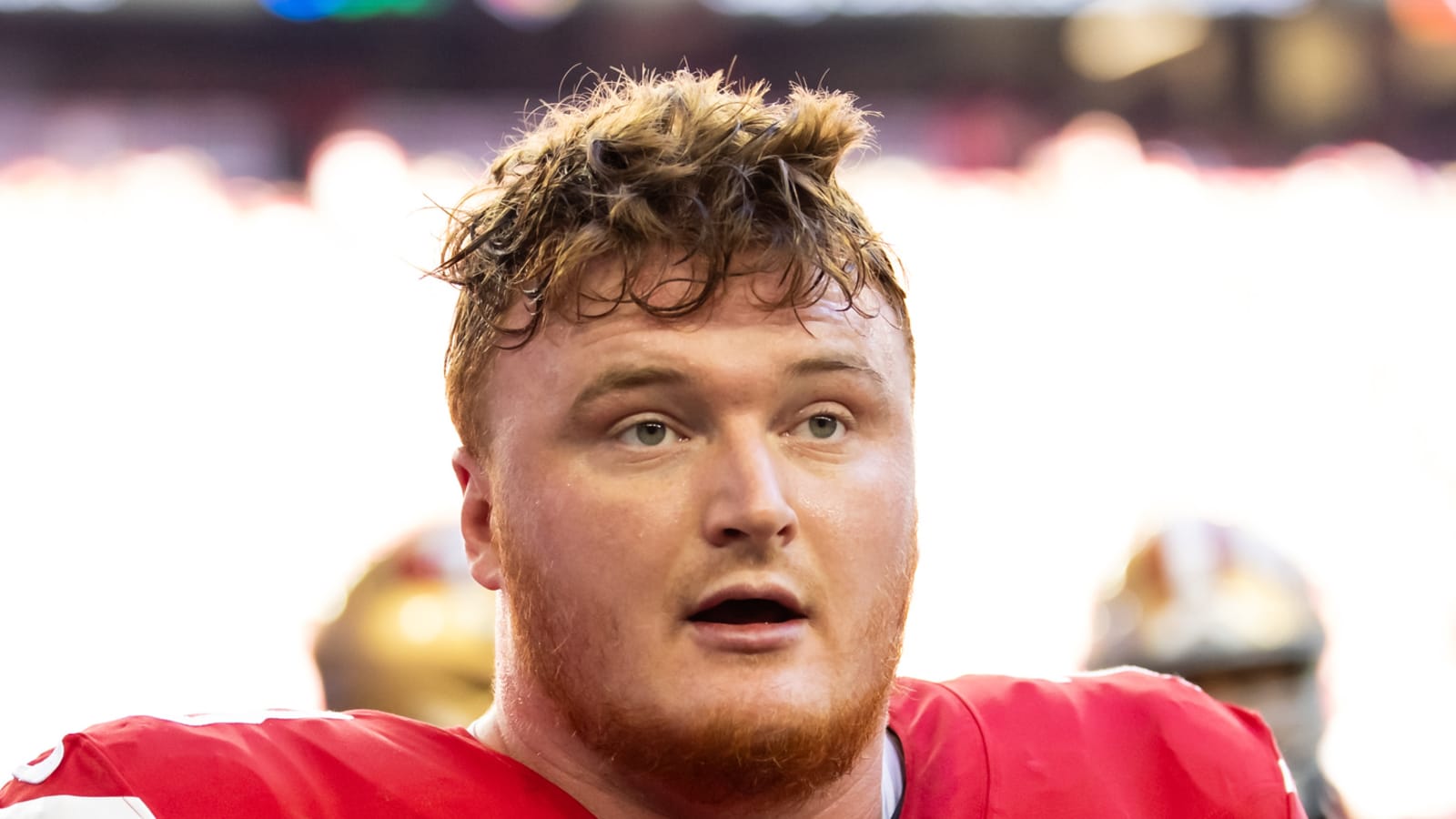 49ers re-sign OL to one-year deal
