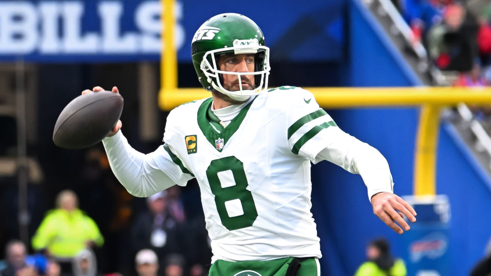 Aaron Rodgers mulling Vikings or retirement?