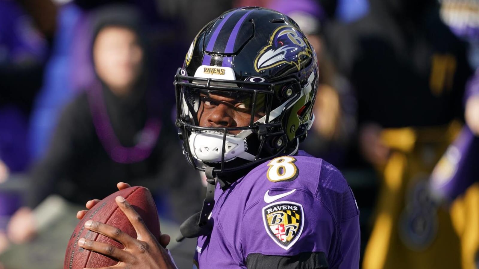 Michael Vick has strong message for Lamar Jackson about injury