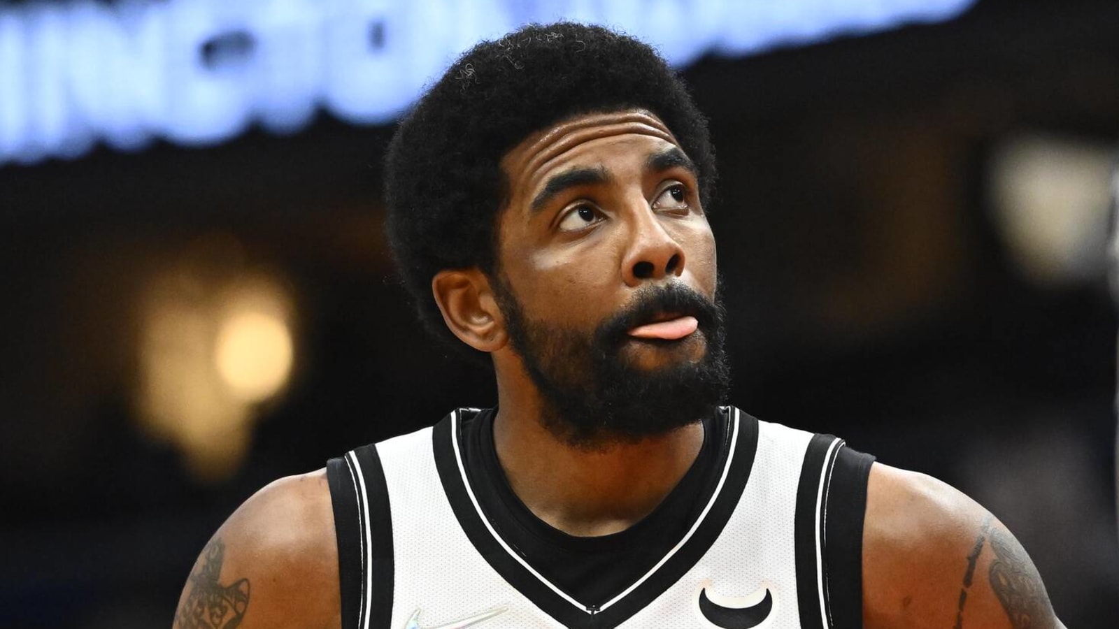 Does Kyrie Irving have beef with Anthony Davis?