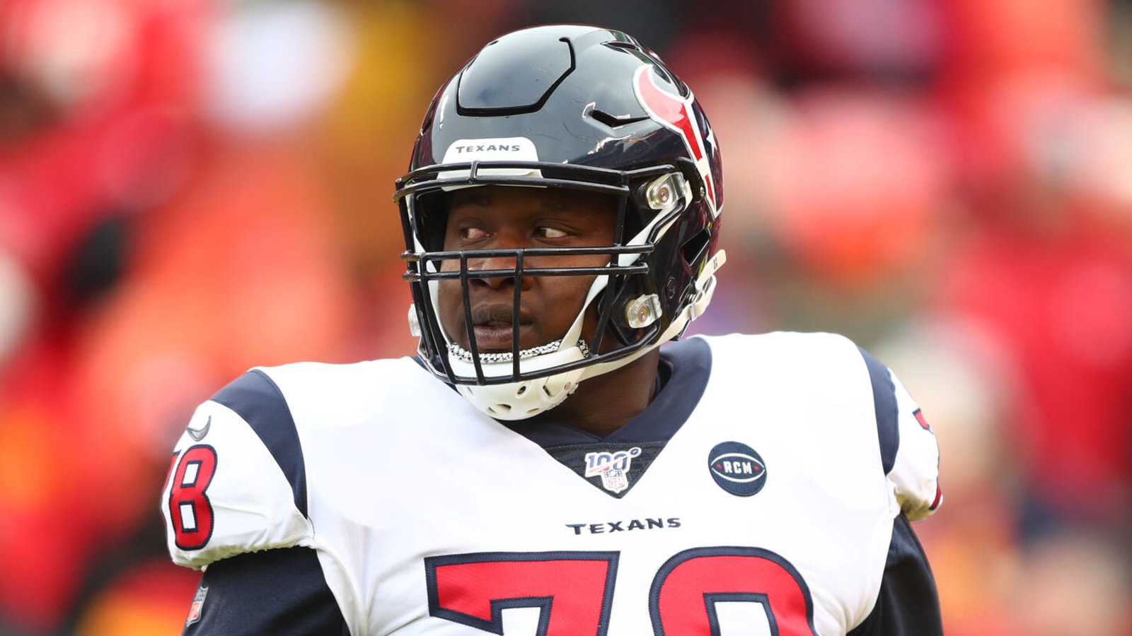 Texans keep offensive tackle Laremy Tunsil with restructured deal