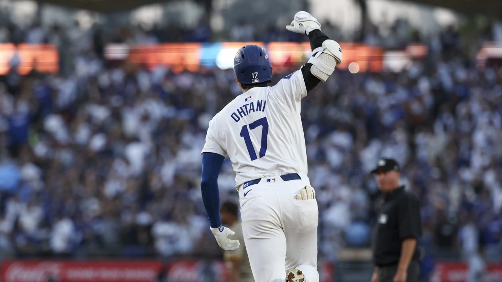 Dodgers offense leads way while Padres falter in NLDS Game 1