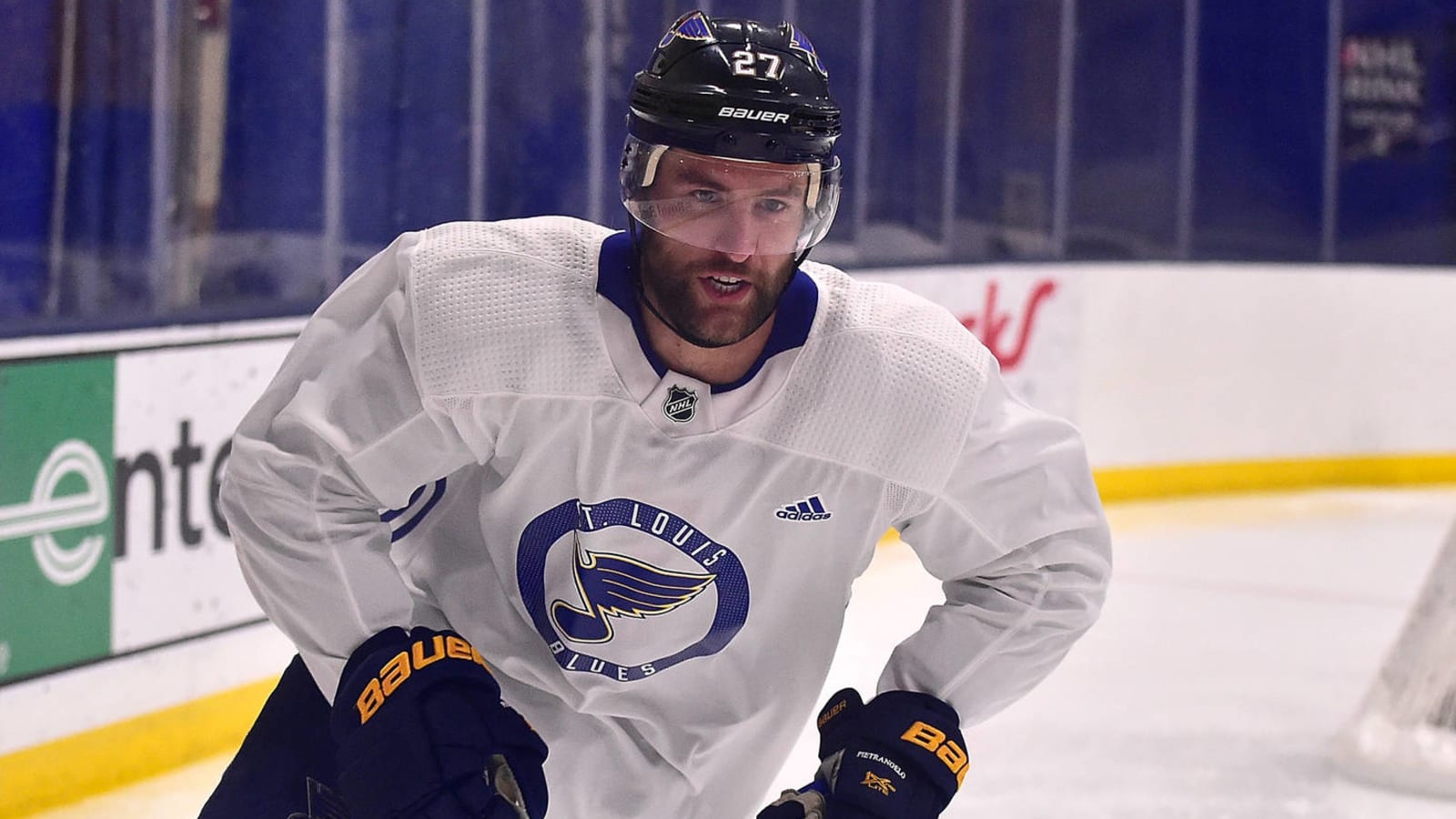 Vegas Golden Knights closing in on deal with Alex Pietrangelo