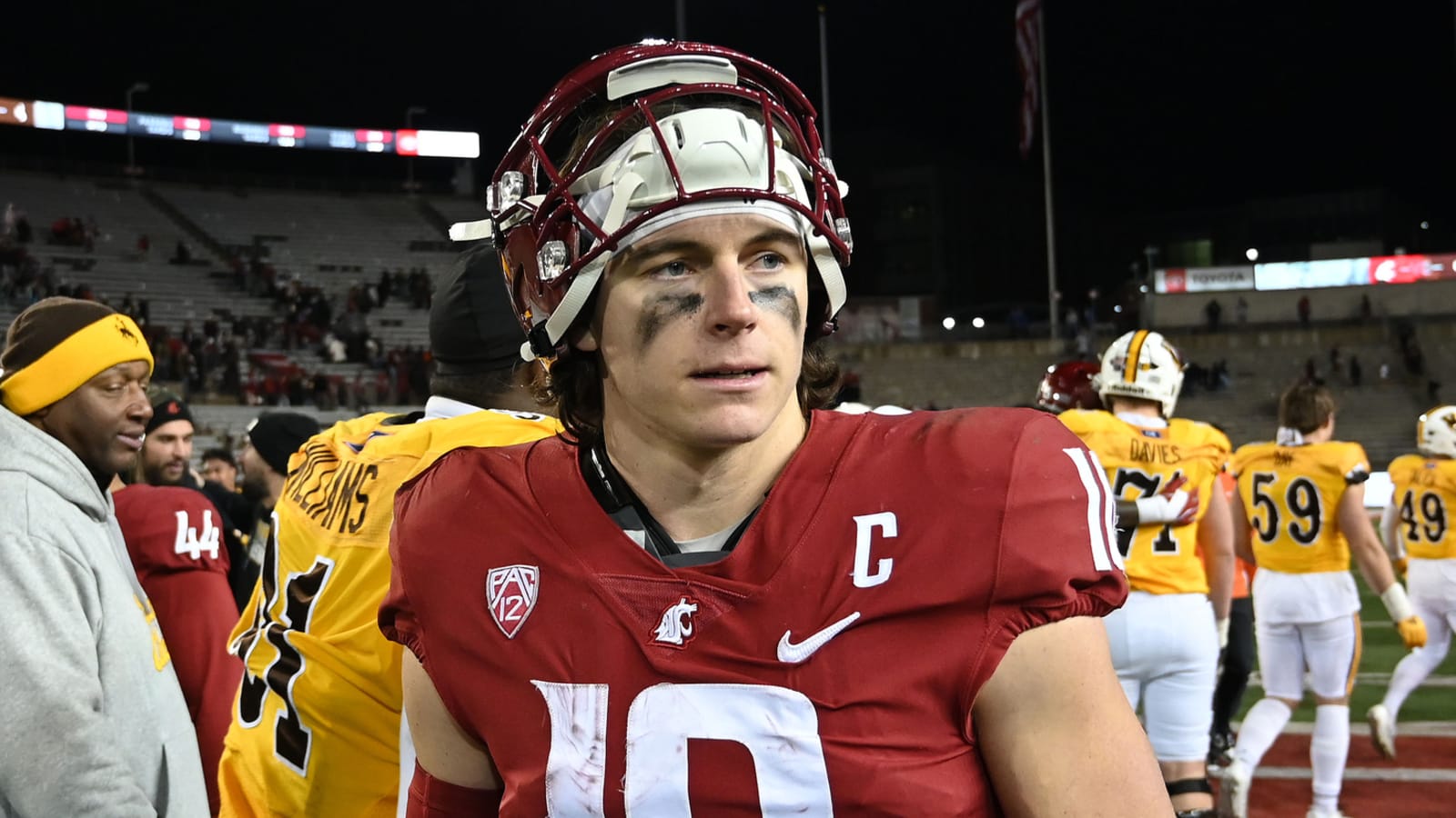 Belichick and Mayfield reportedly battled for new Oklahoma QB