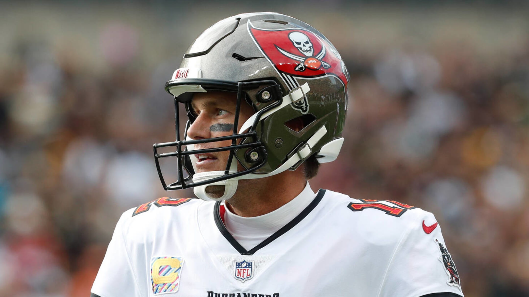 Phil Simms: Tom Brady 'a distraction' for Bucs