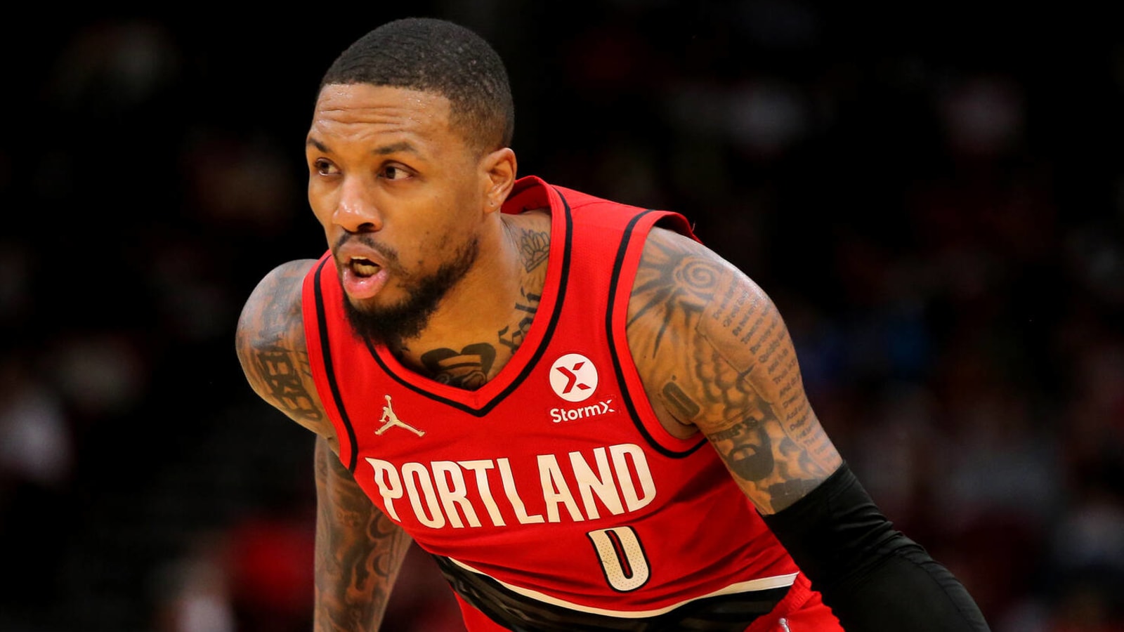 Damian Lillard signs two-year, $120M extension with Blazers