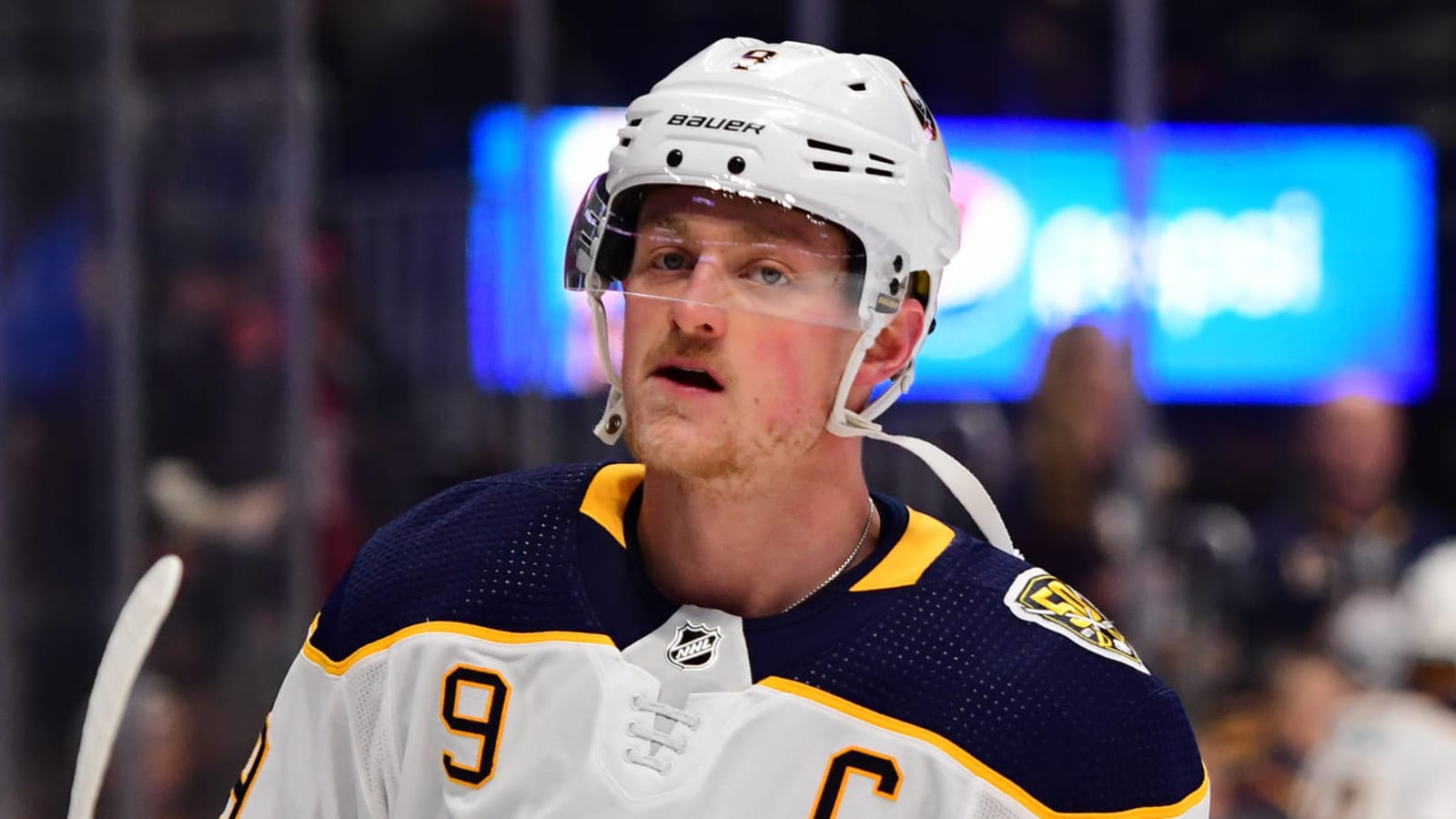 Eichel skating, expected to join Vegas by end of December