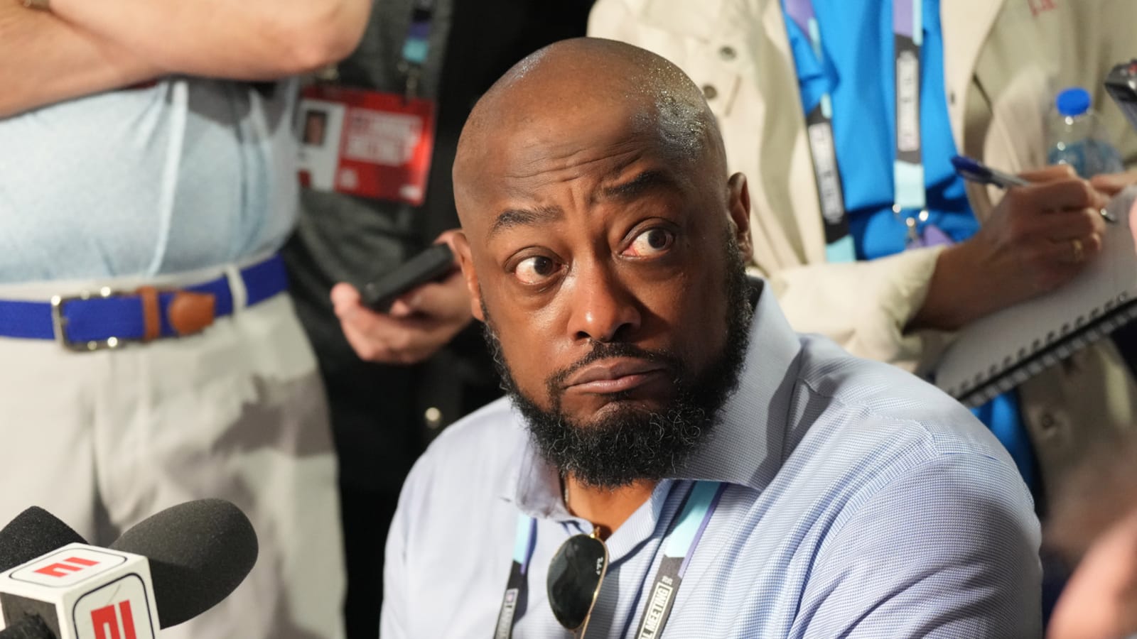Aaron Rodgers, Steelers HC Mike Tomlin remain in contact