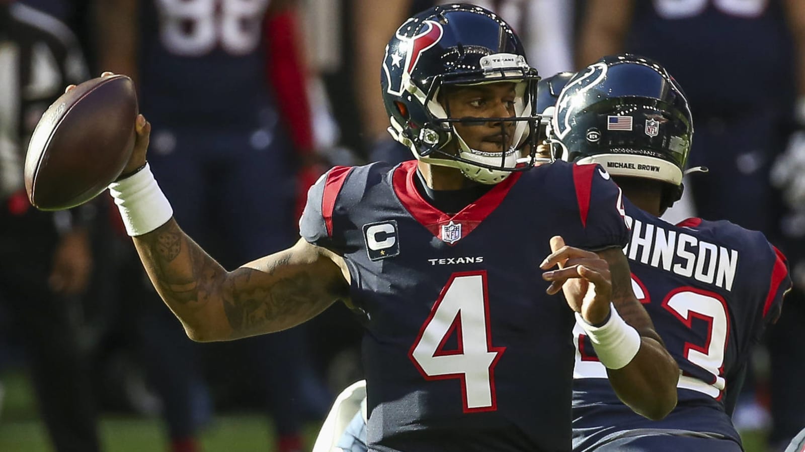 DeShaun Watson to report to training camp; still wants trade