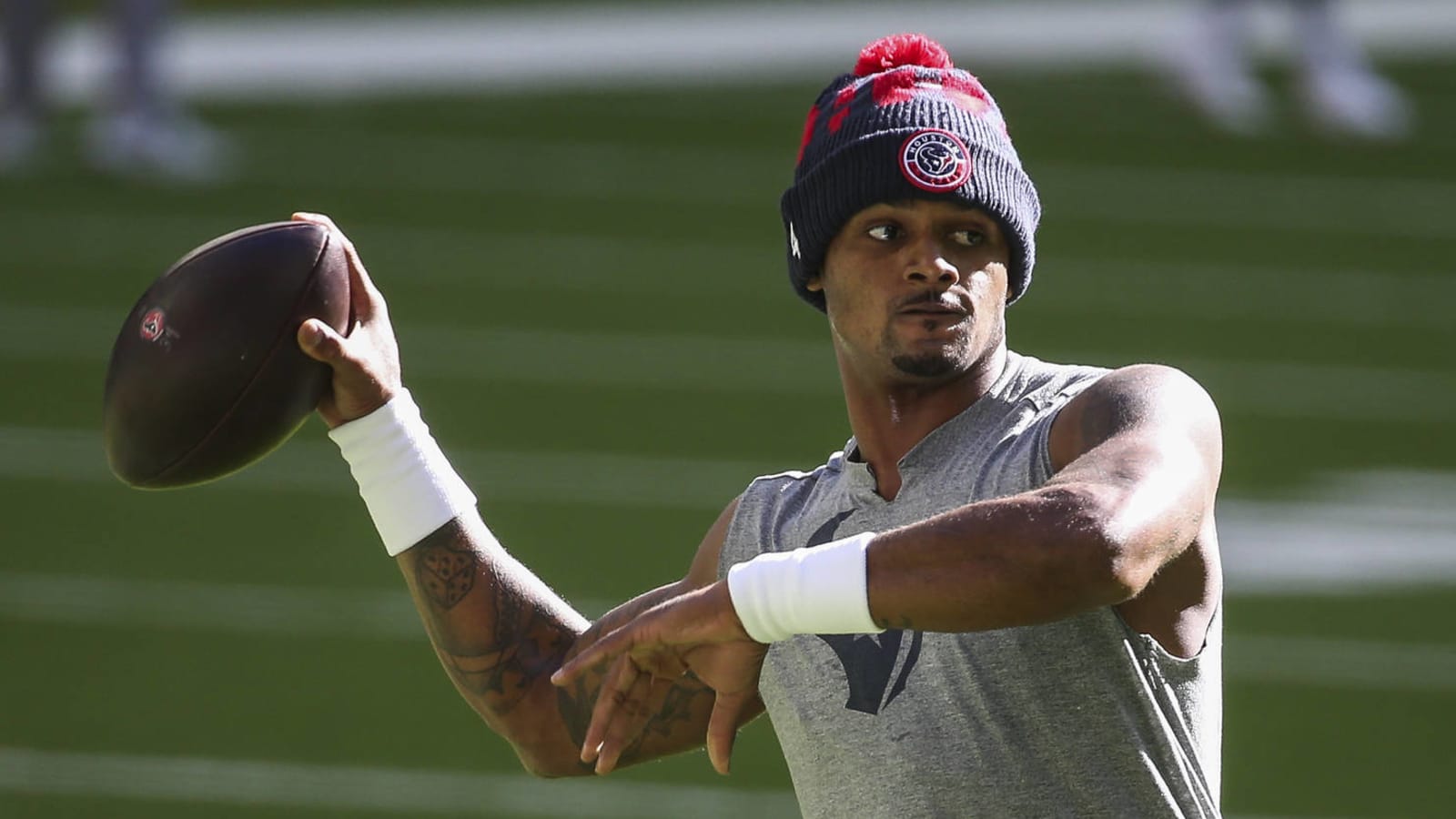 Did Deshaun Watson try to settle cases before trade deadline?