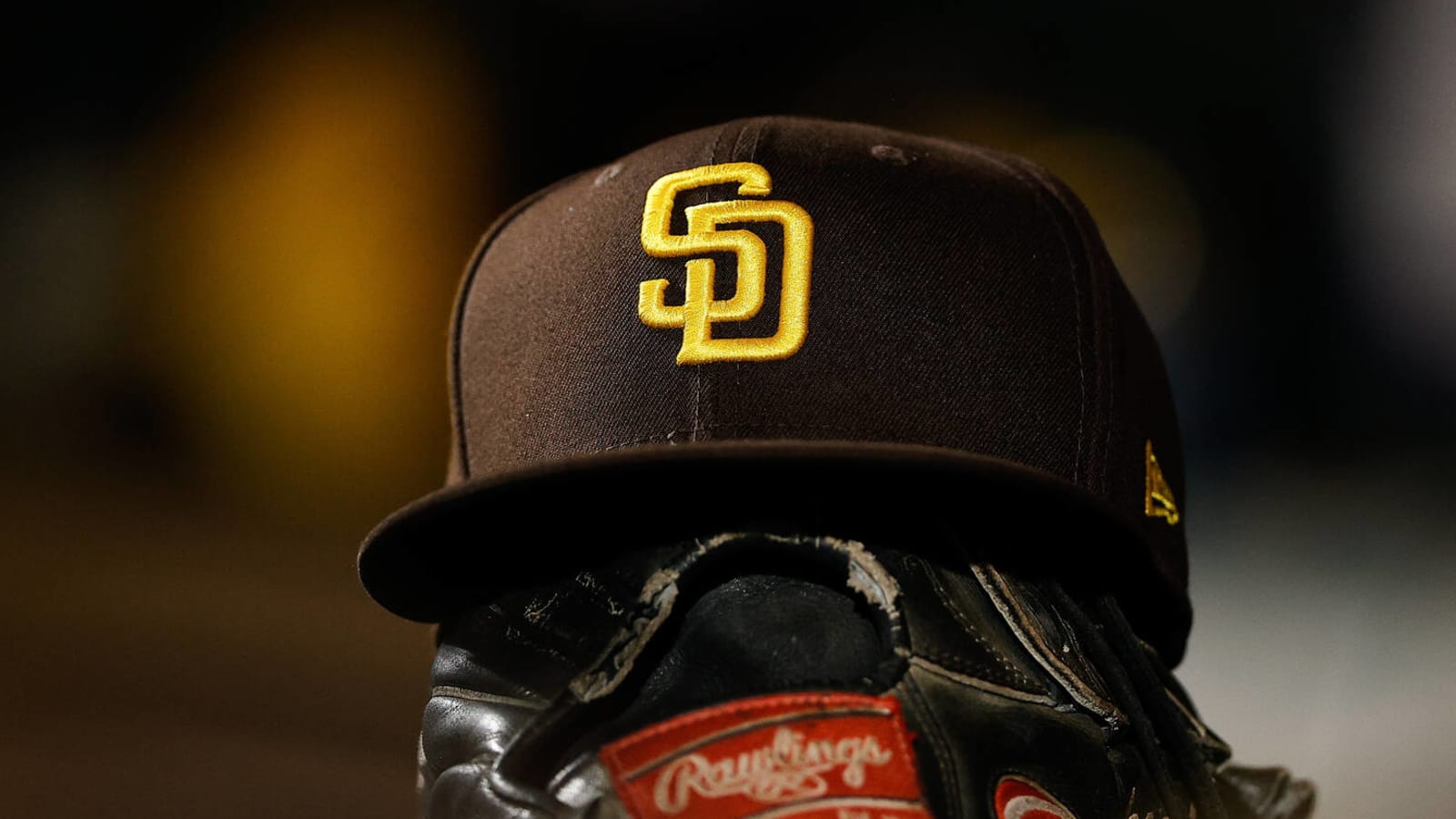 Padres targeting outfield help before trade deadline