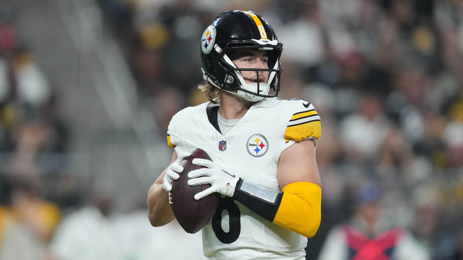 Kenny Pickett recaps Steelers' emergency landing
