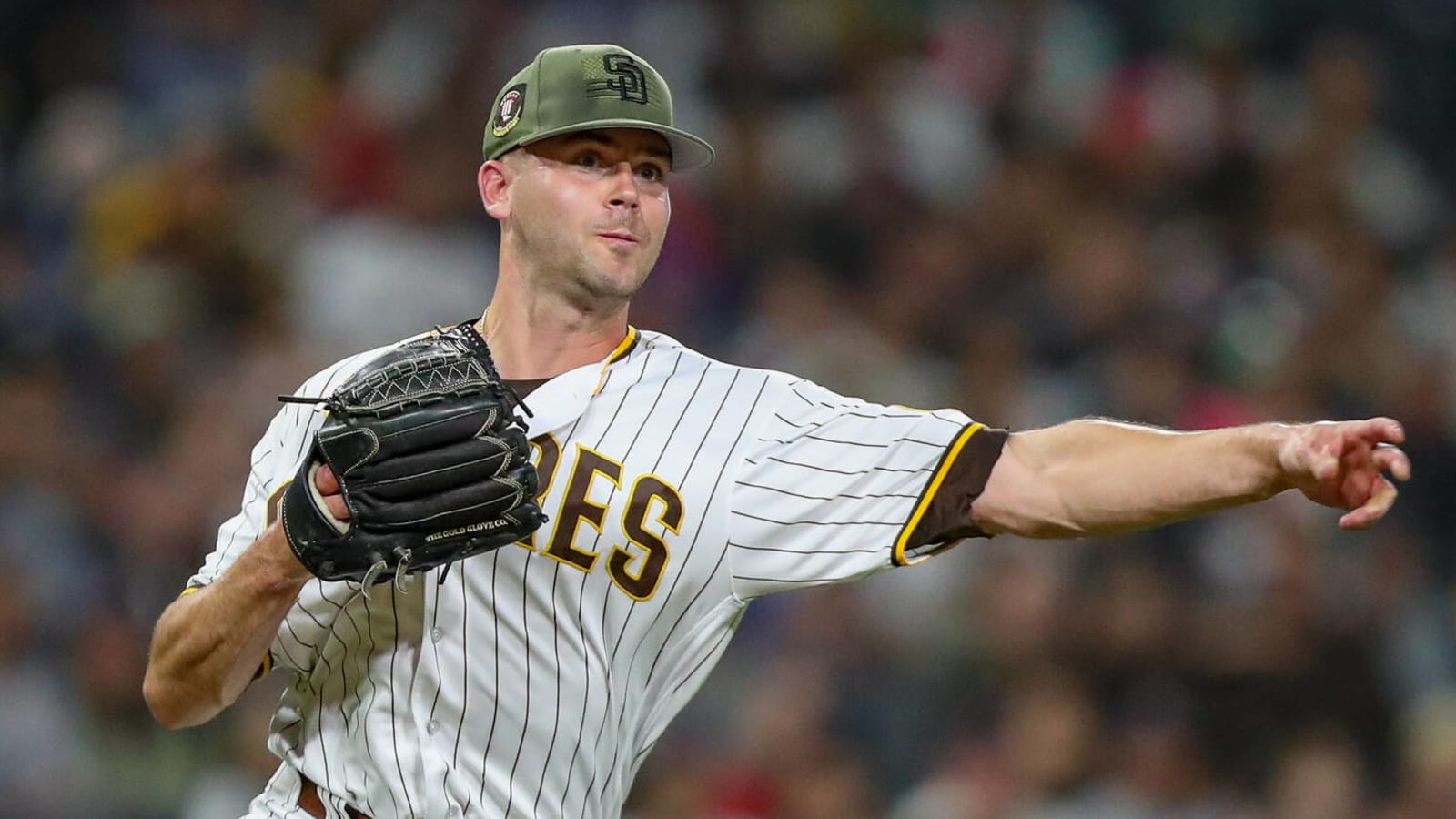Padres make four pitching-related roster moves