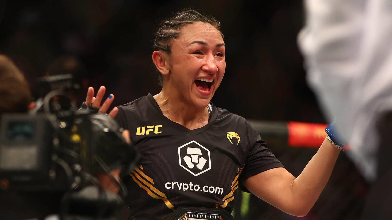 Carla Esparza: Weili Zhang 'needs to go on my timeline'