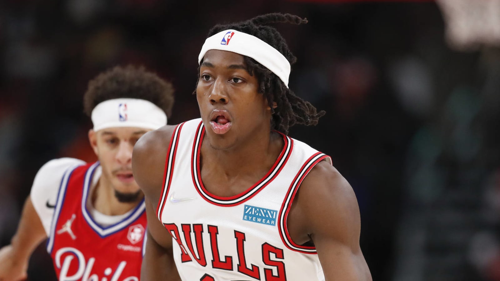 Bulls' Ayo Dosunmu announced as 'from Chicago' during starting