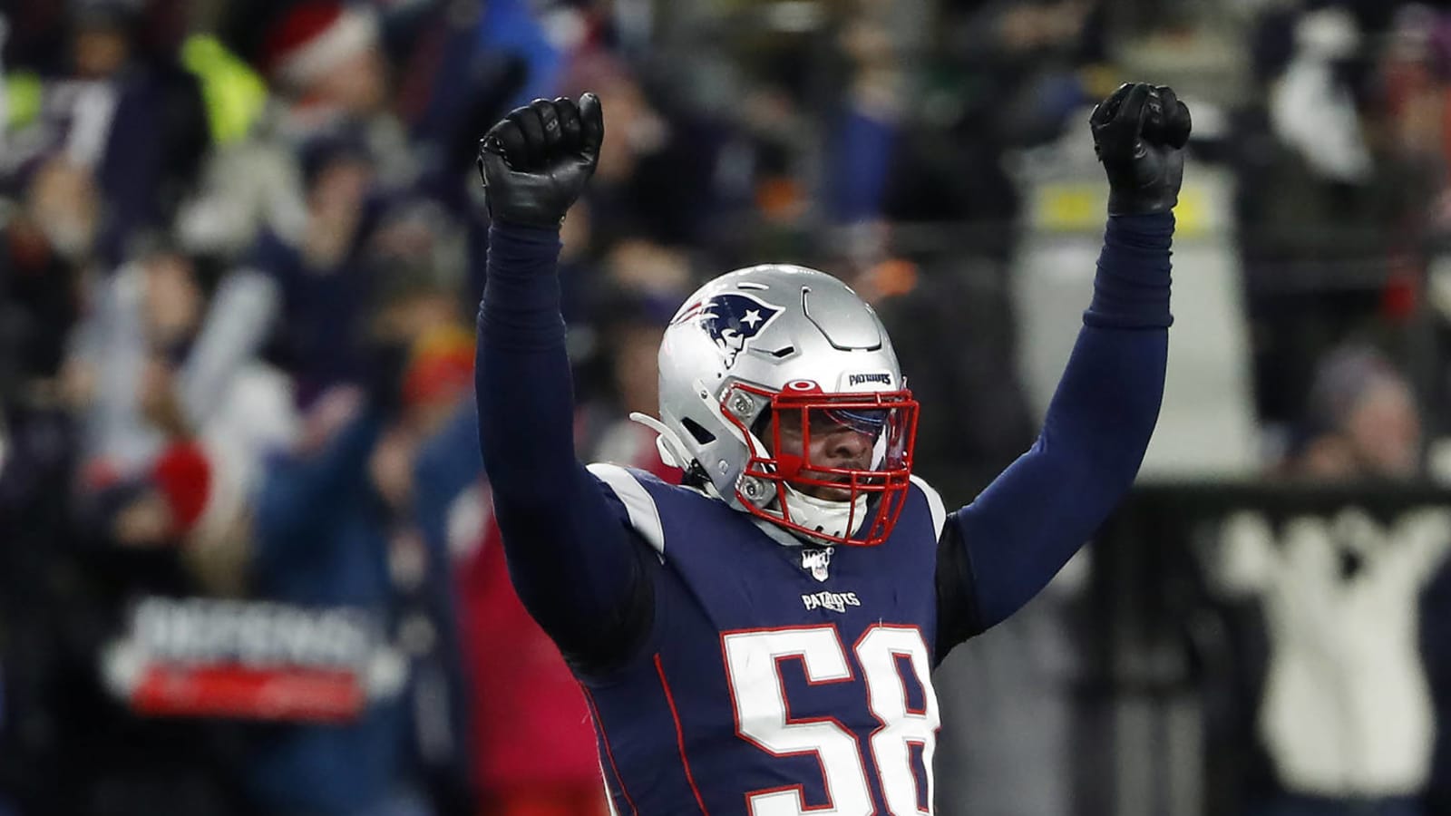 Linebacker Jamie Collins earning veteran's minimum with Patriots