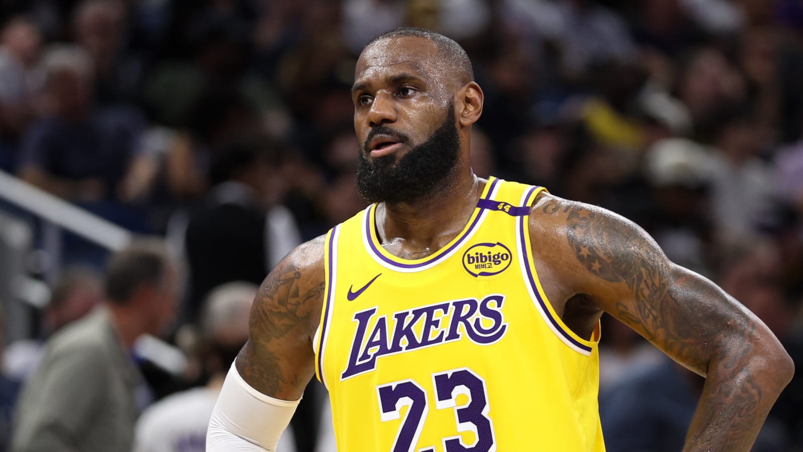 Lakers defense disappears yet again in third straight loss