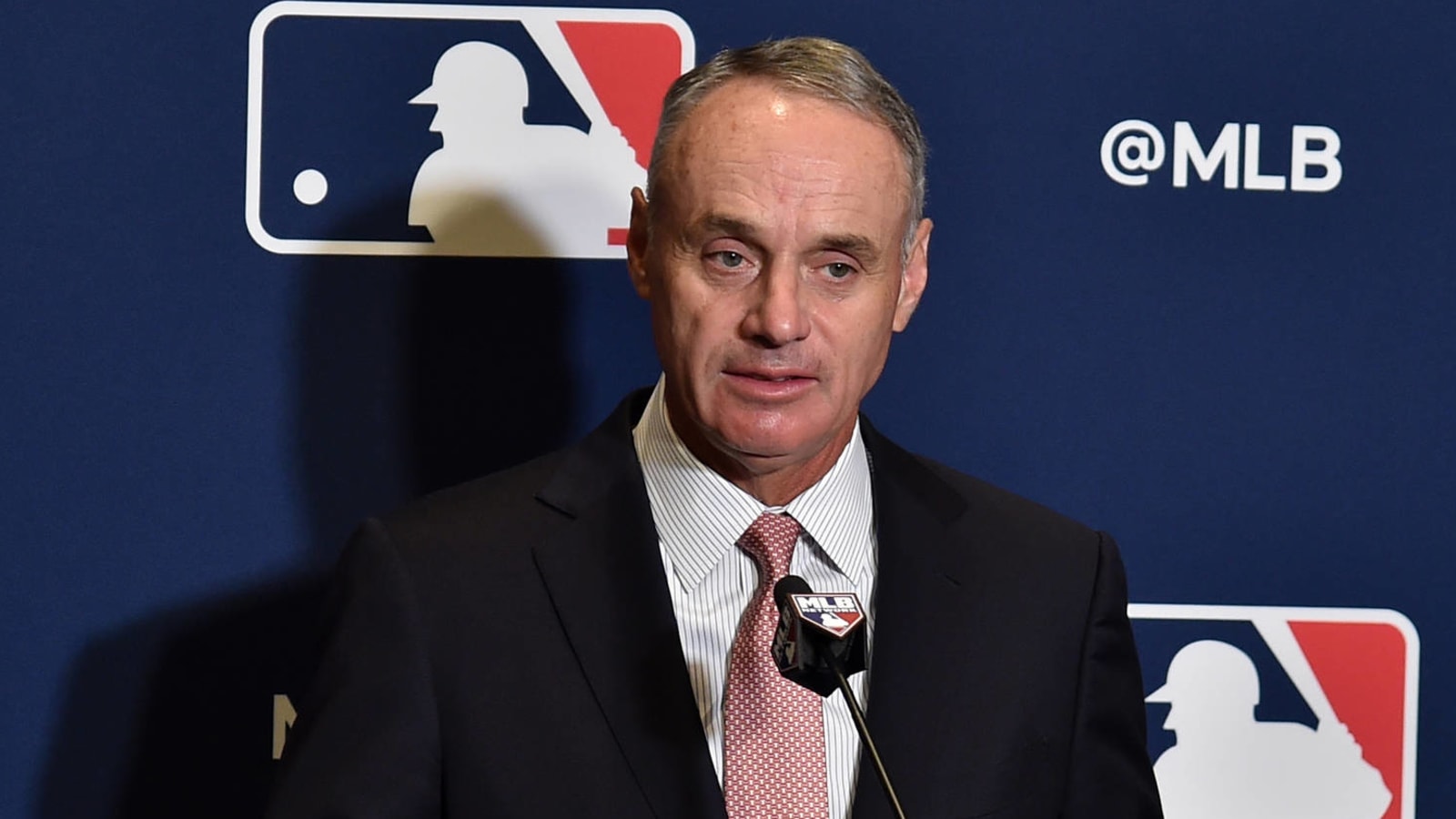 Rob Manfred wants Blue Jays to play in Toronto next season