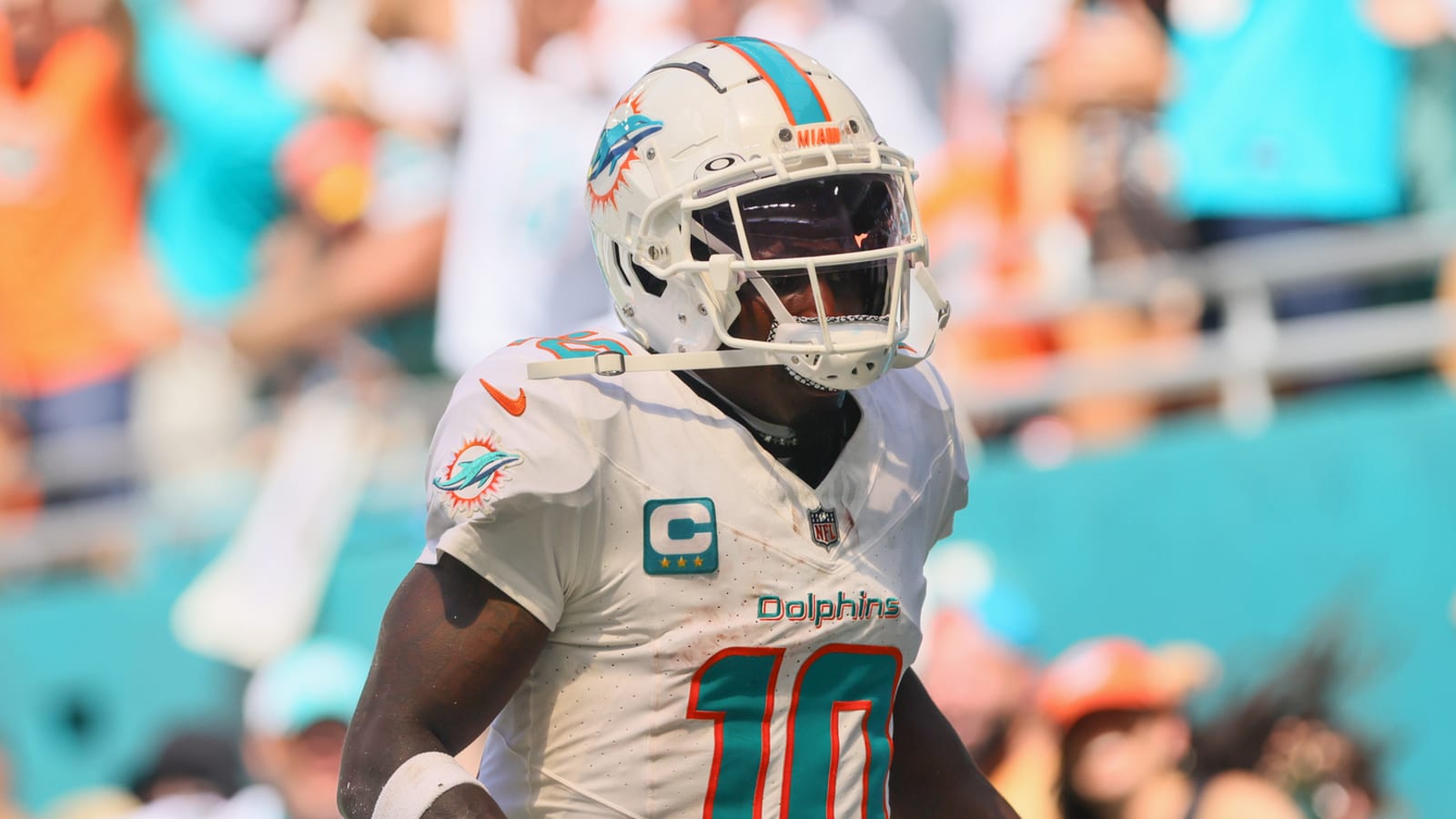 Tyreek Hill addresses incident with Miami-Dade police