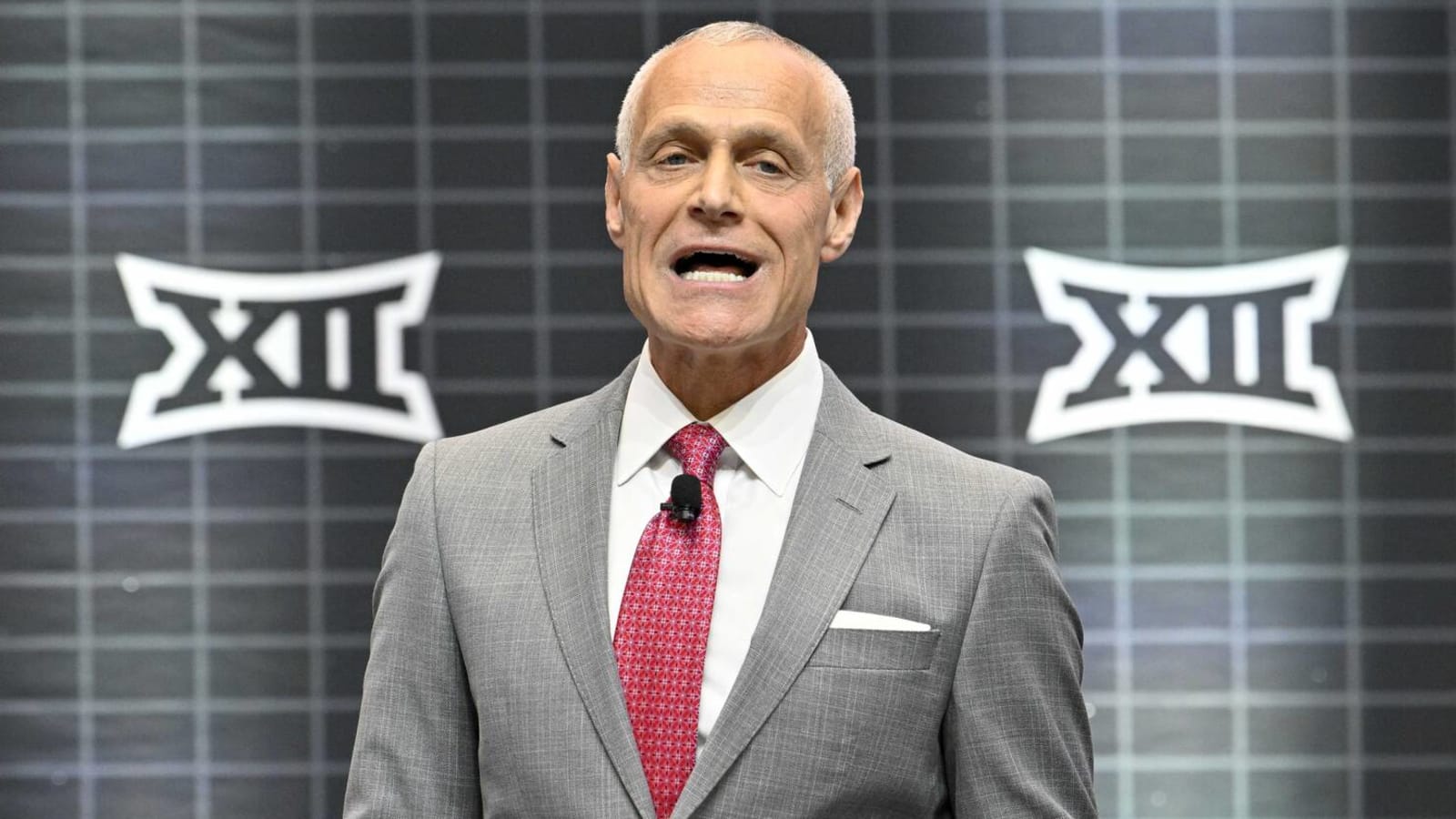 Big 12 commissioner takes shot at Oklahoma, Texas