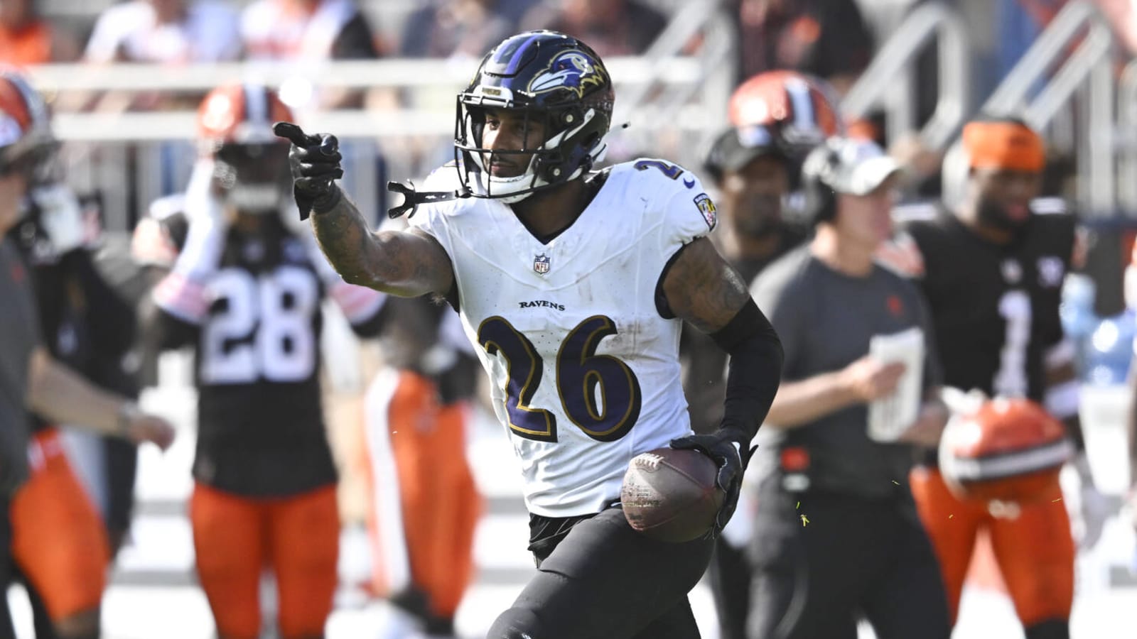 HC John Harbaugh praises Ravens DB who leads NFL in INTs