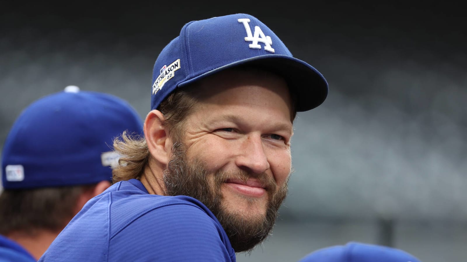 Clayton Kershaw spreads holiday cheer to Dodgers fans with new deal