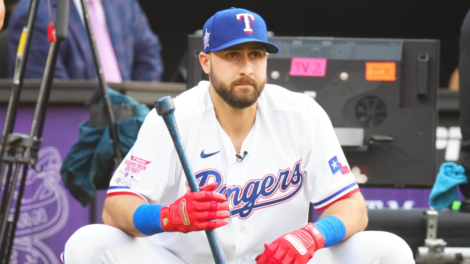 Report: Rangers trying to sign Joey Gallo to extension