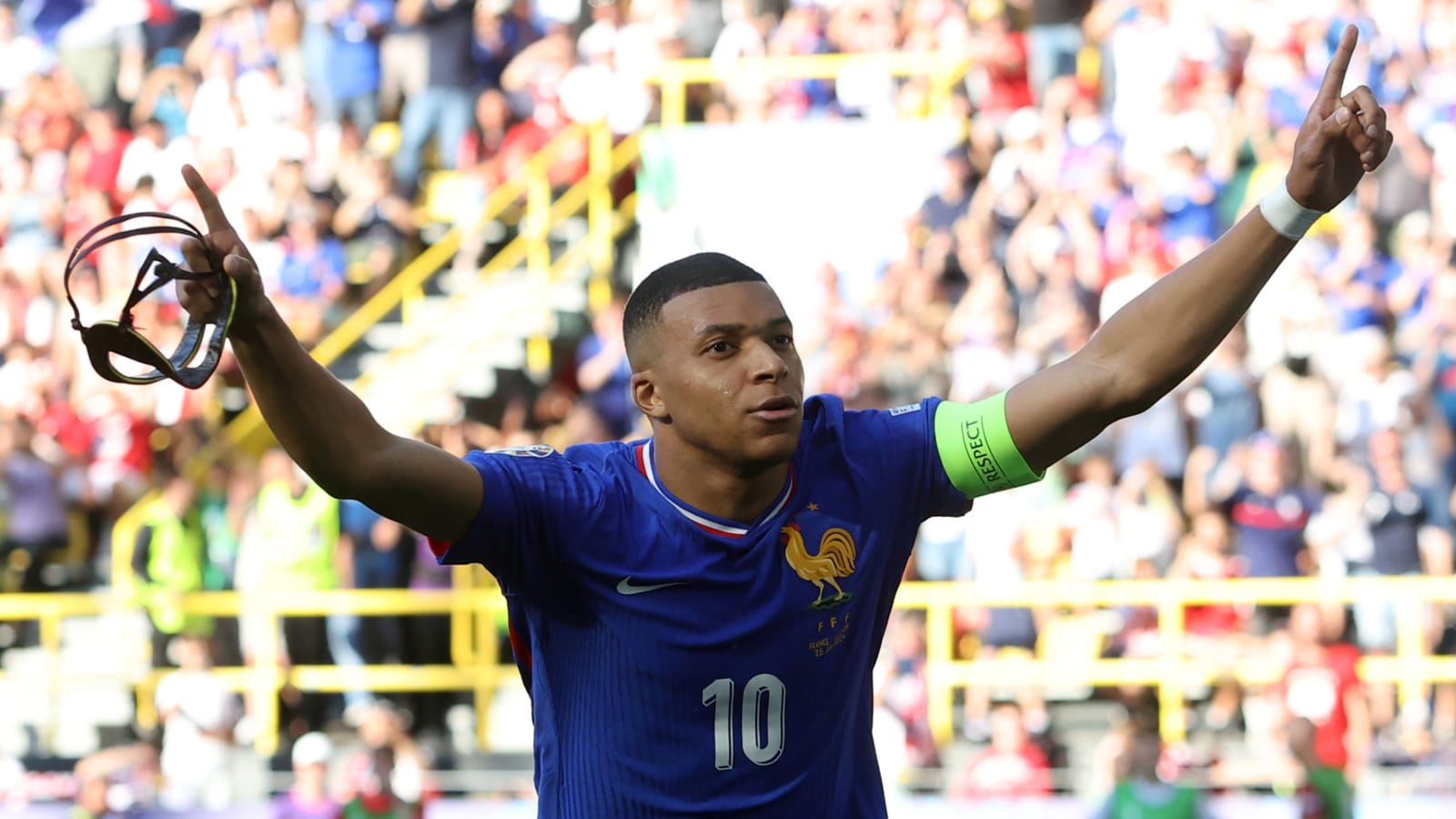 Kylian Mbappe scores in return, but France flops