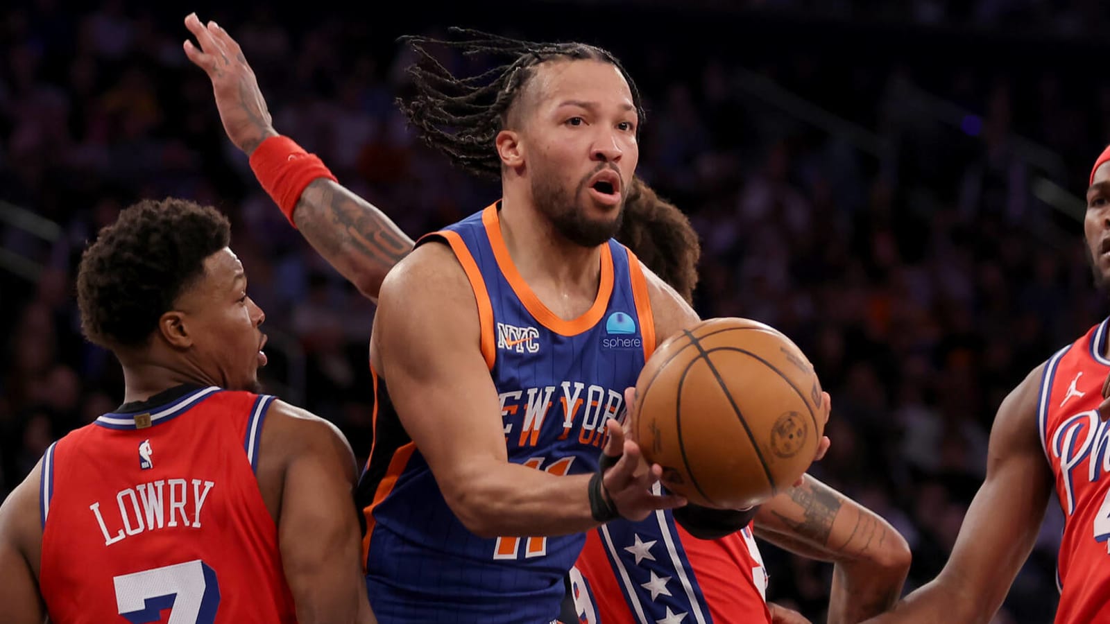 Basketball world reacts to ugly 76ers-Knicks game