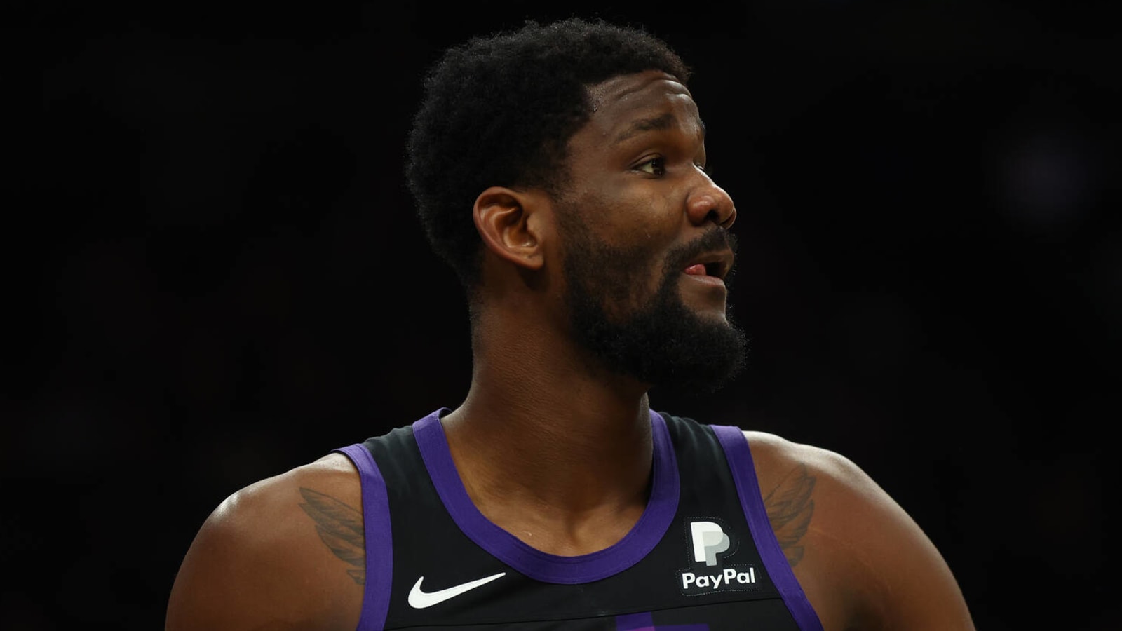 Report: Teams 'lining up' to acquire Deandre Ayton from Suns