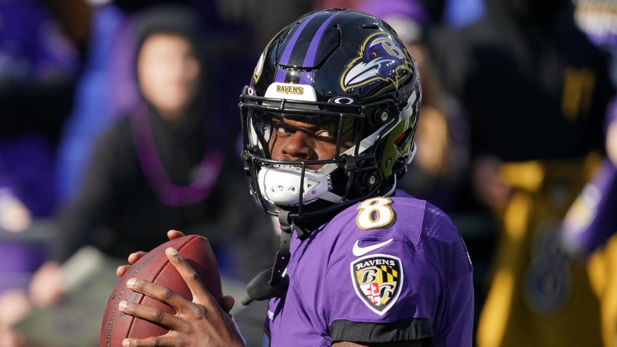 Lamar Jackson has 4 TDs as Ravens roll to 28-3 win over Browns 