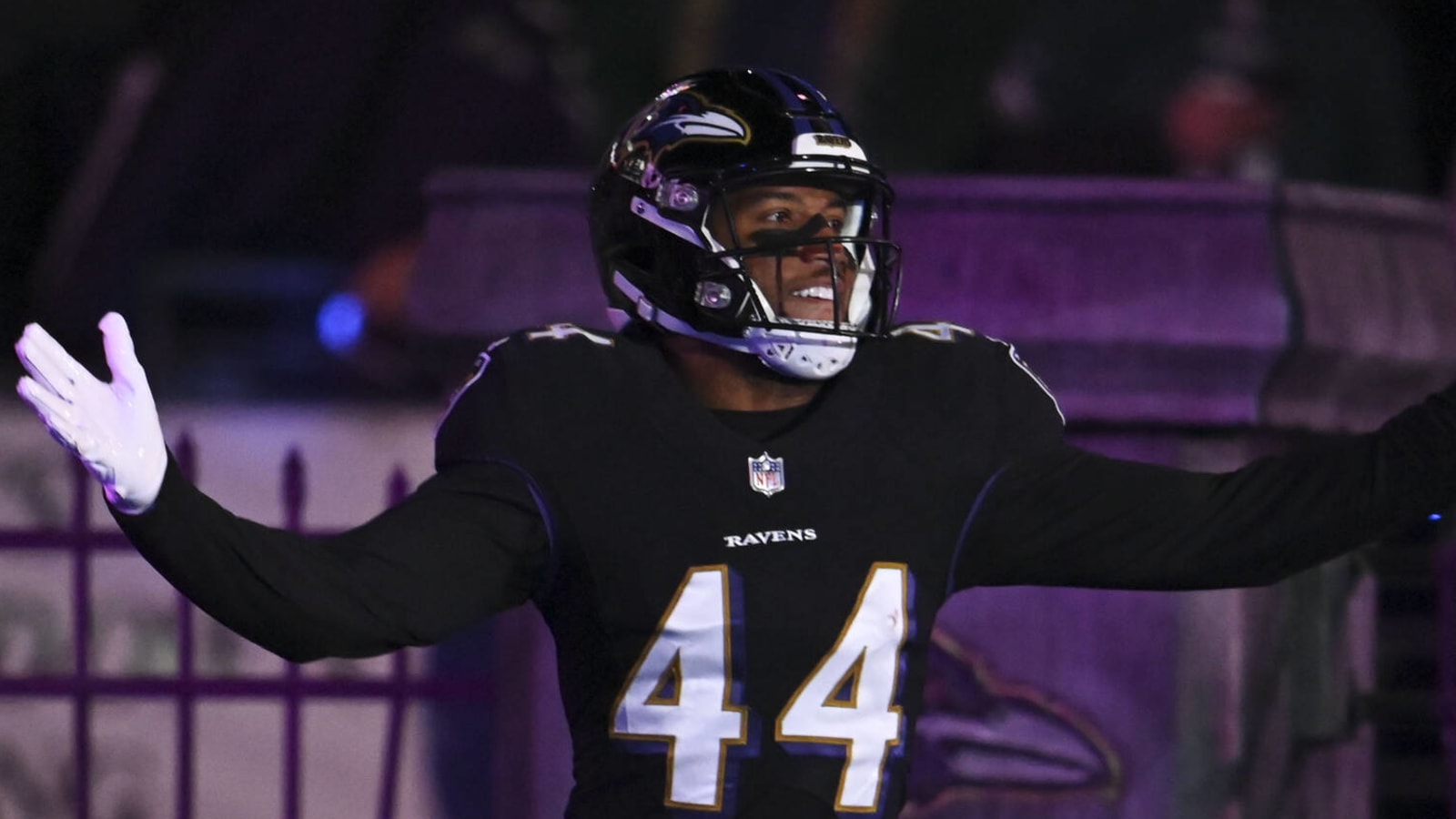 Ravens restructure CB Marlon Humphrey’s contract