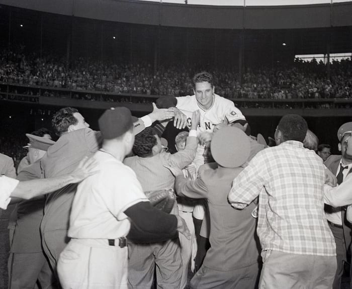 Evan Longoria delivers Rays with a shot out of Bobby Thomson's