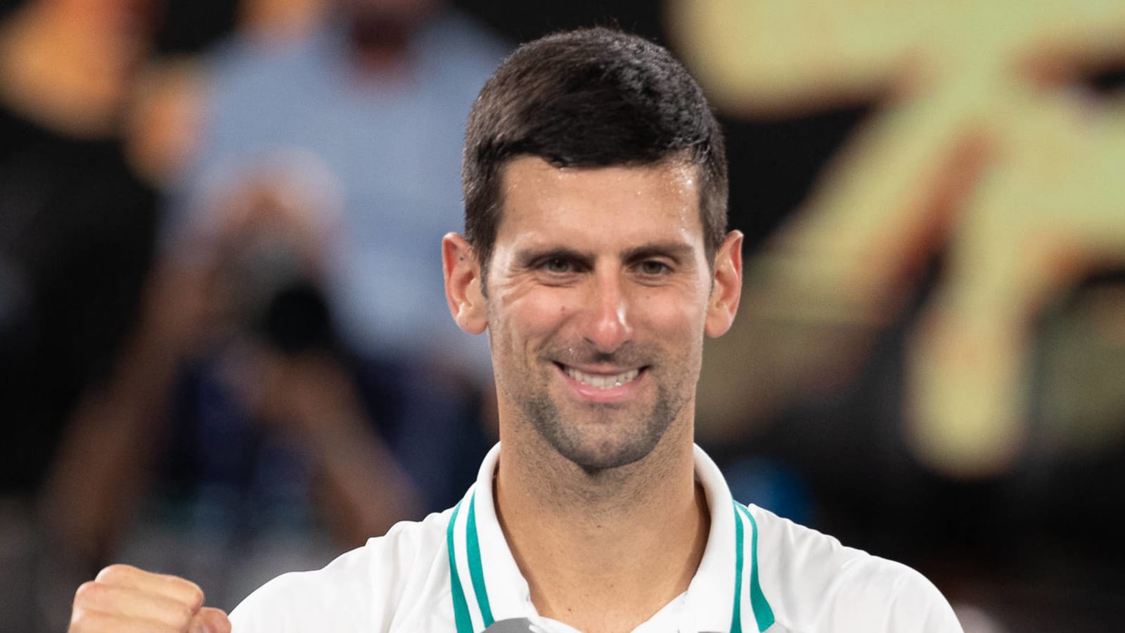Novak Djokovic cruises to Australian Open finals