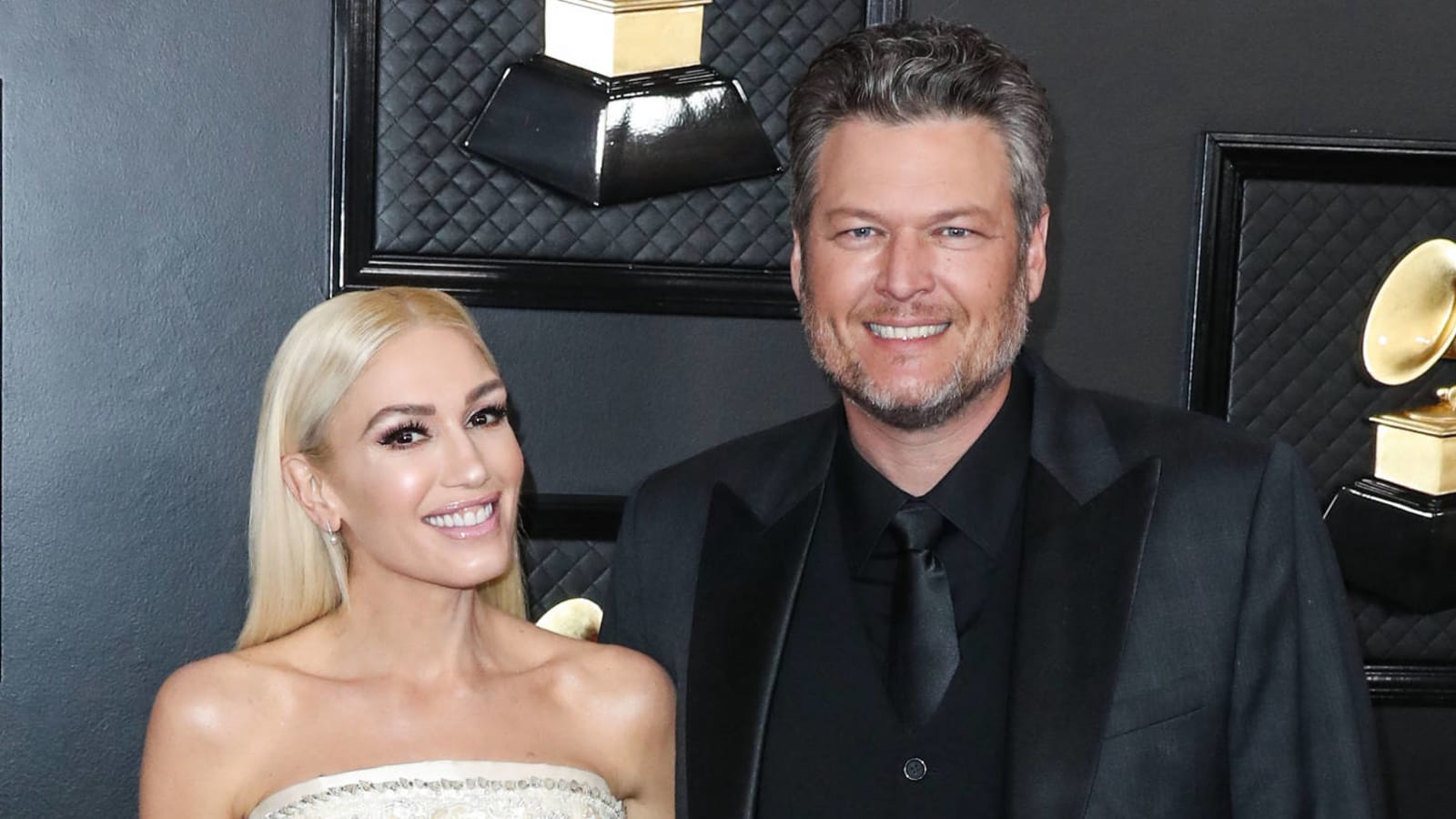 Carson Daly shares details on officiating Blake Shelton & Gwen Stefani's wedding