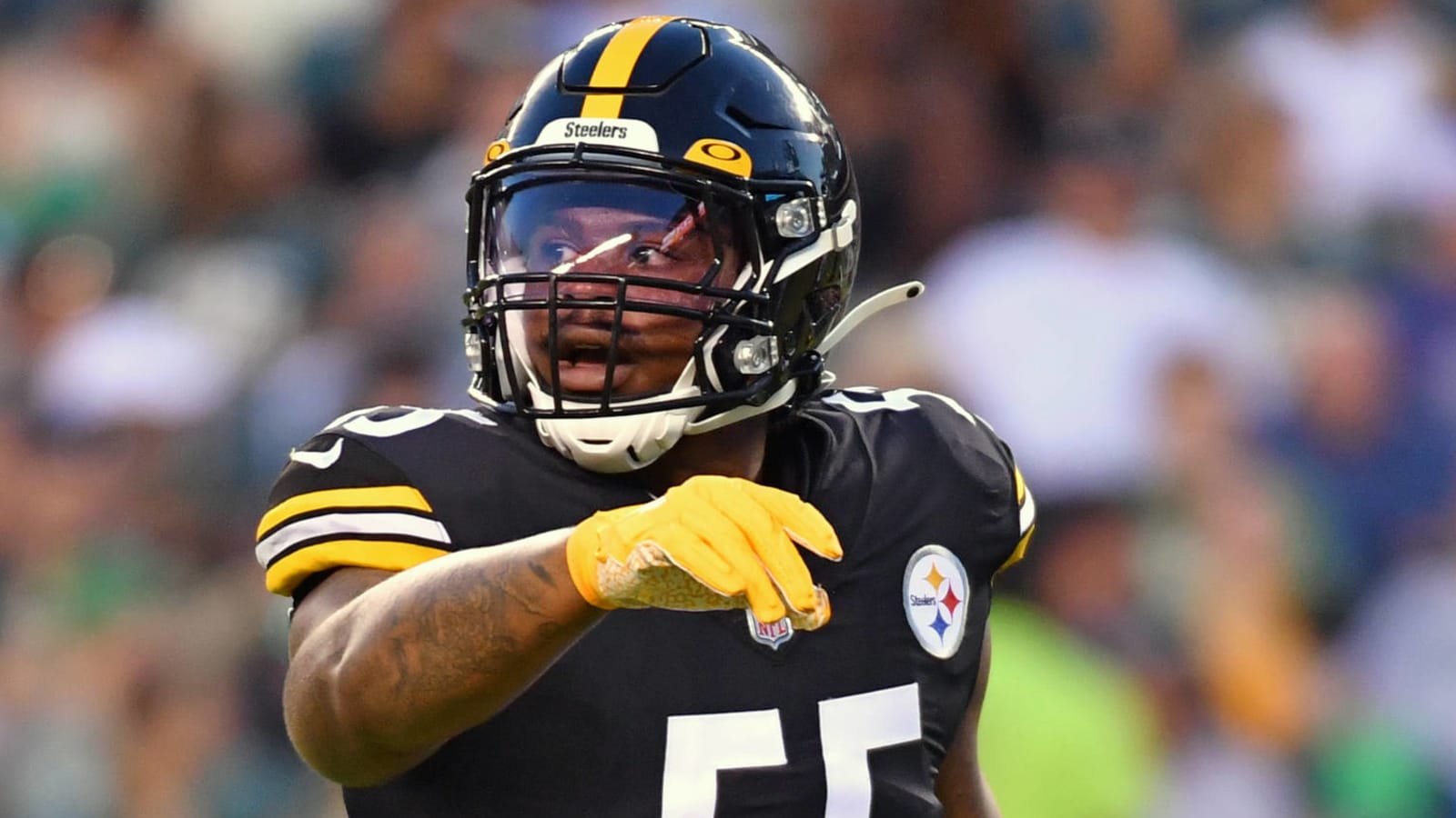 Steelers won't pick up fifth-year option on LB Devin Bush?