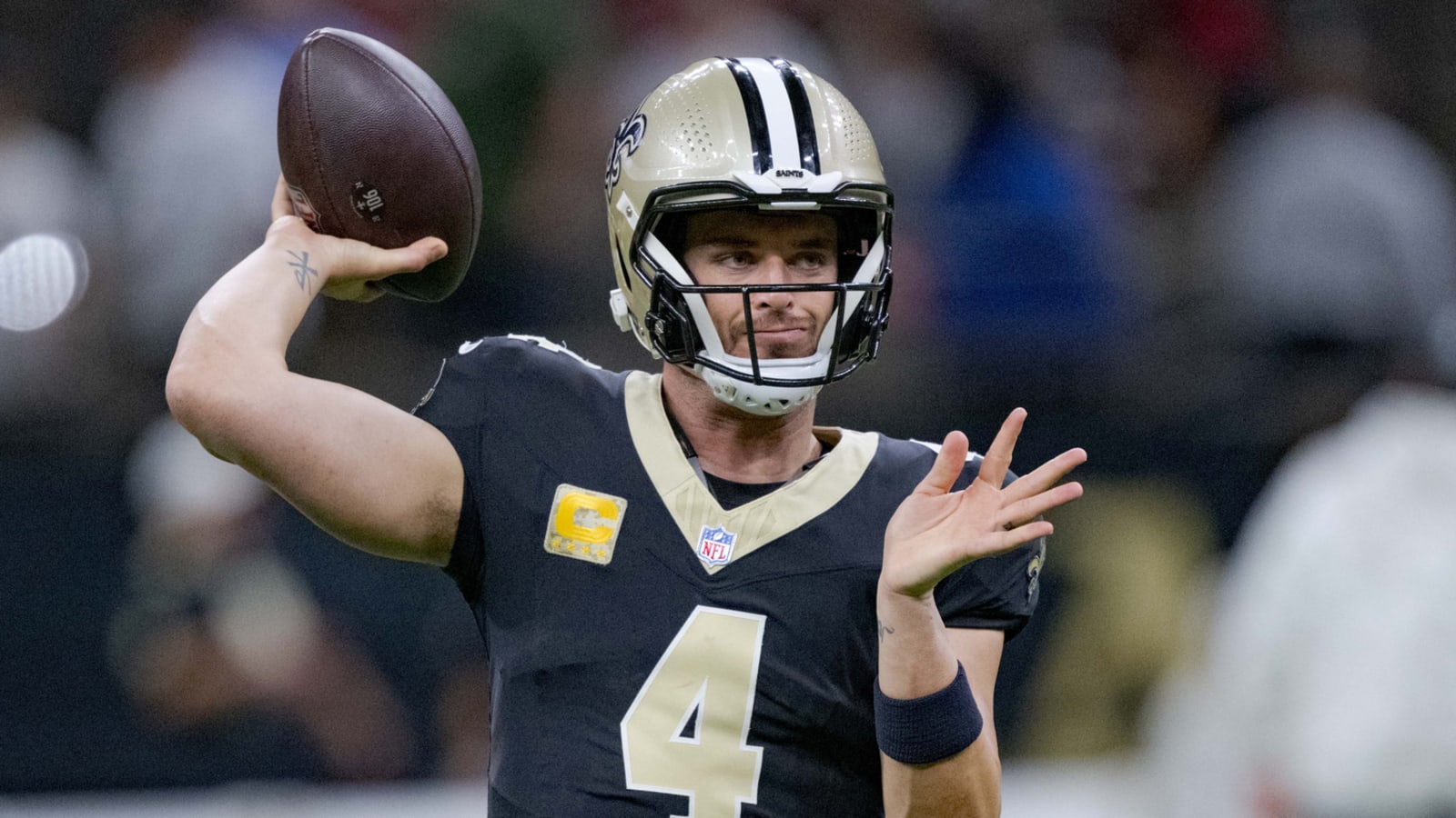 Insider offers update on Saints, Derek Carr offseason saga
