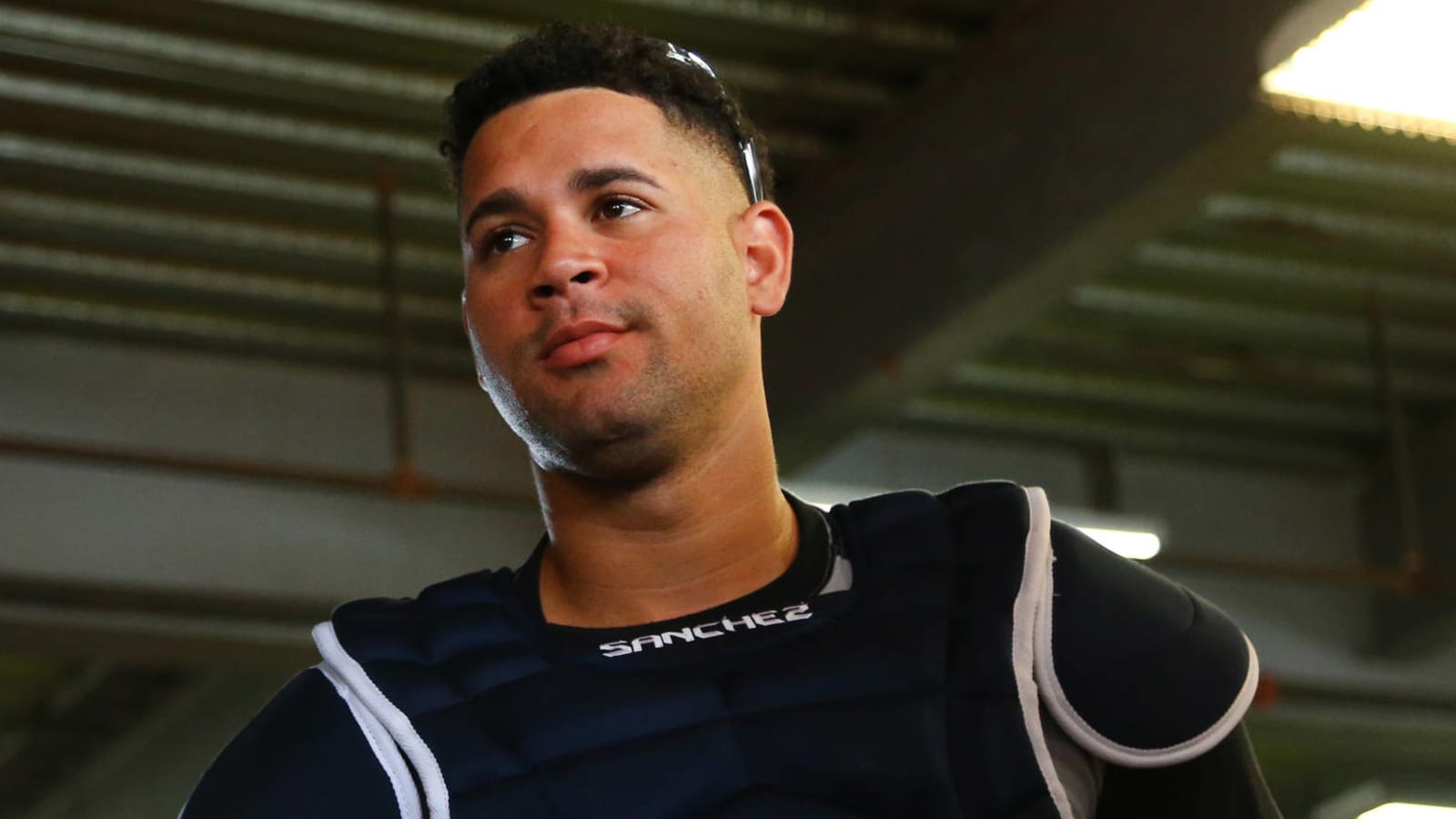 Yankees to tender a contract to catcher Gary Sanchez?