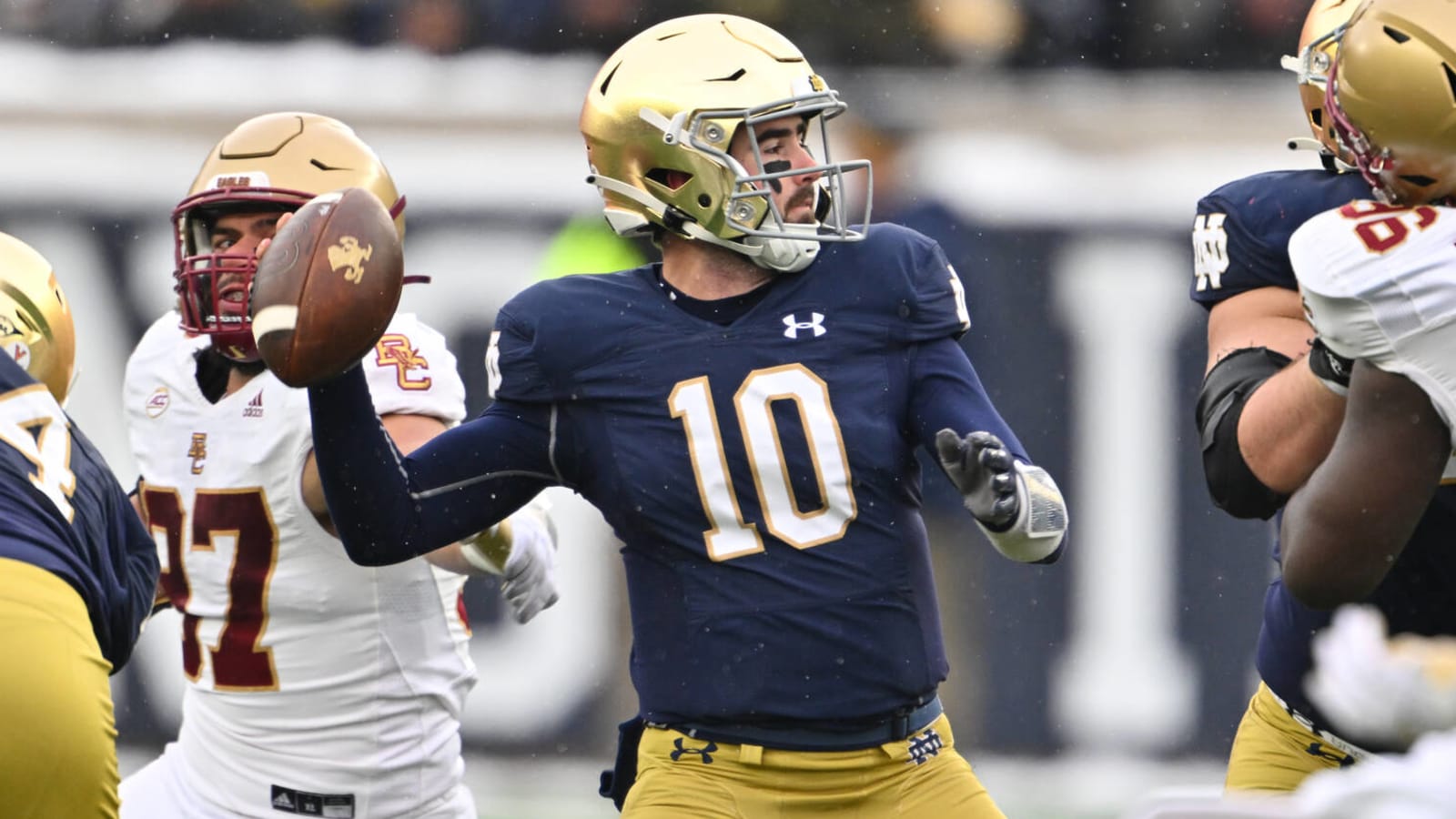 Notre Dame picking up the pieces at QB after Pyne's decision