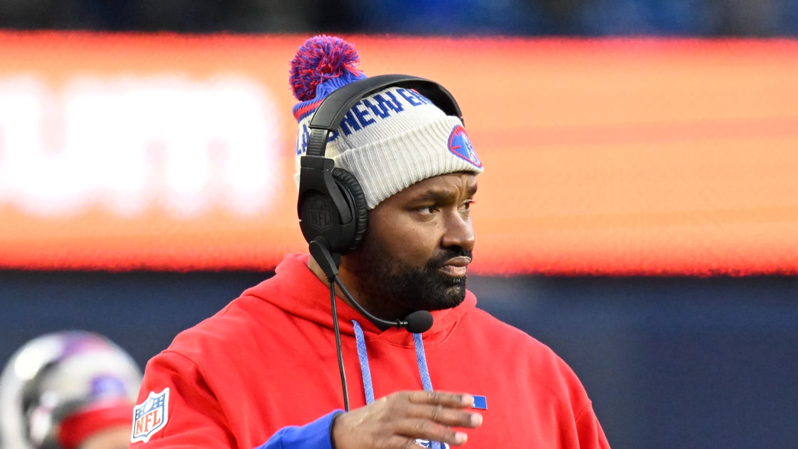 Patriots insider addresses persistent Jerod Mayo, Mike Vrabel rumors