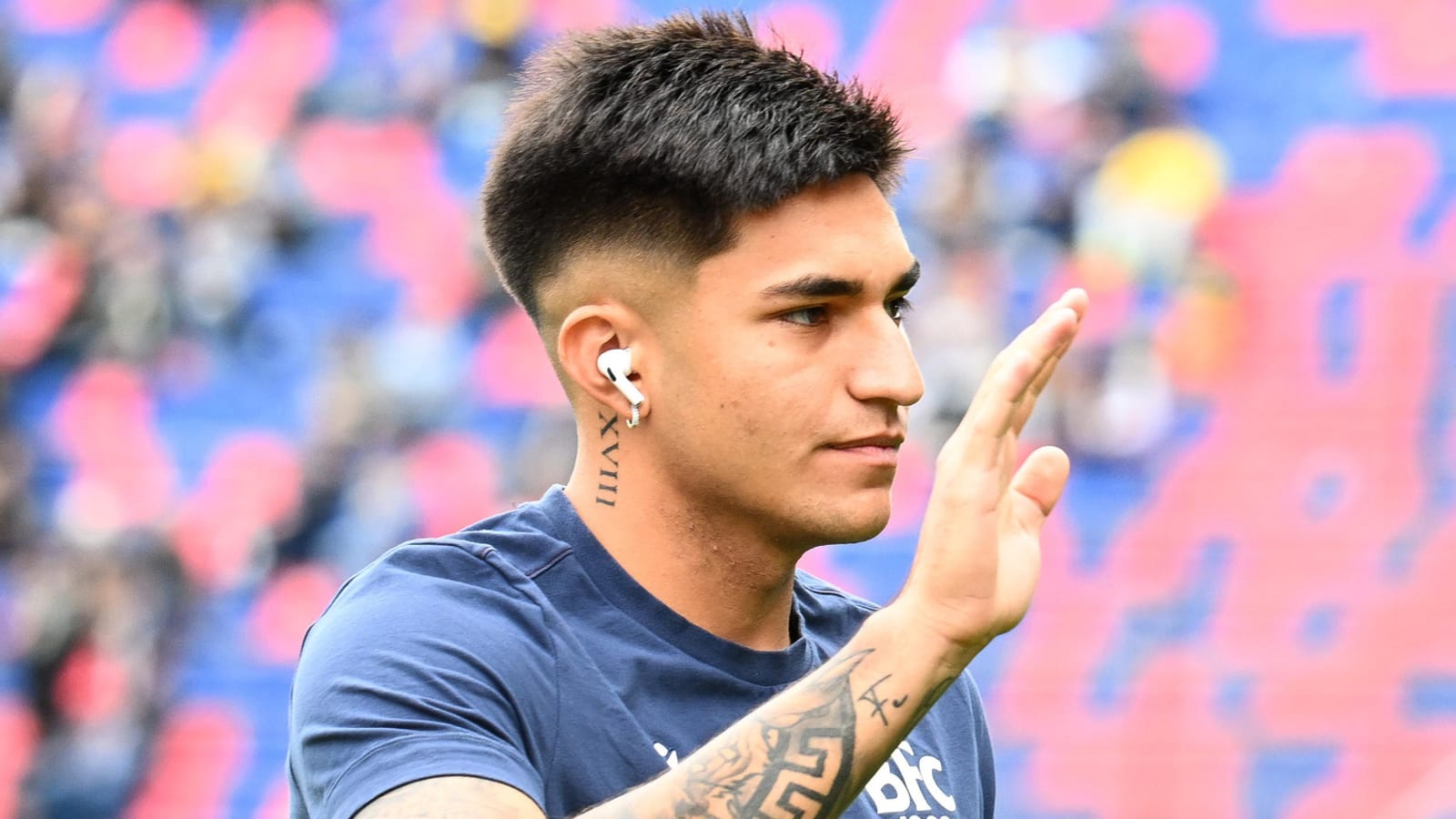 Report – Arsenal and Chelsea tracking South American youngster