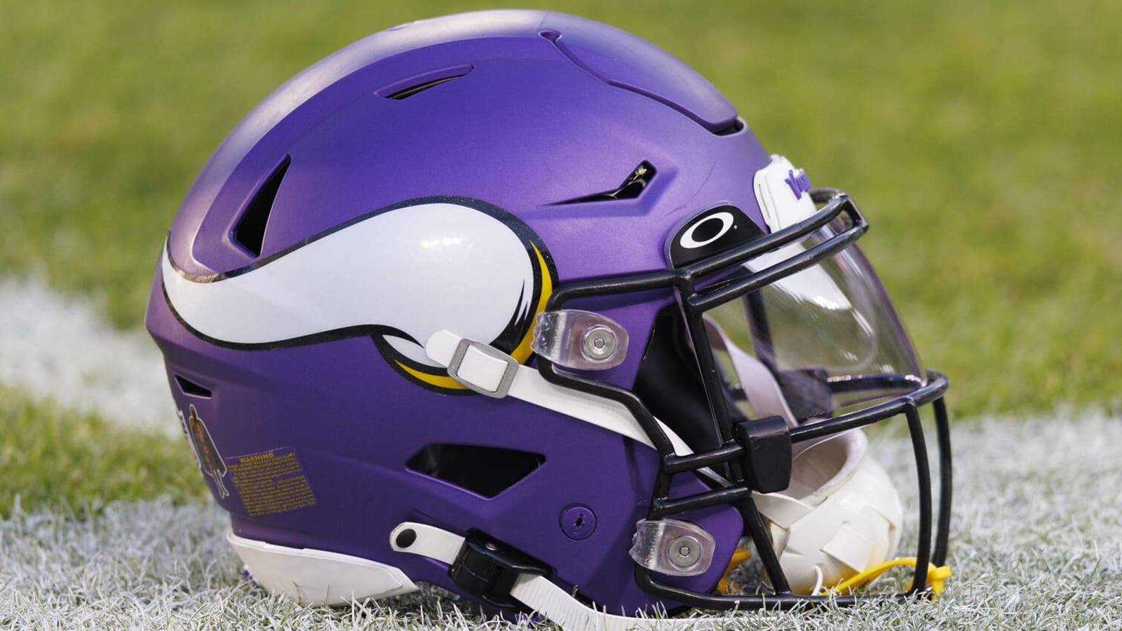 Latest Patriots rumor clears path for Vikings to trade for top draft