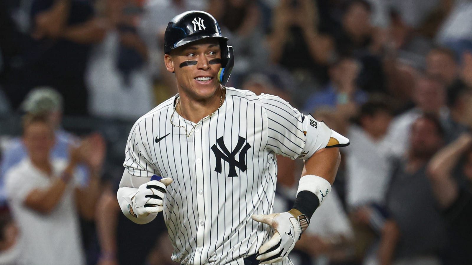 Is Yankees' Aaron Judge chasing his single-season HR record?