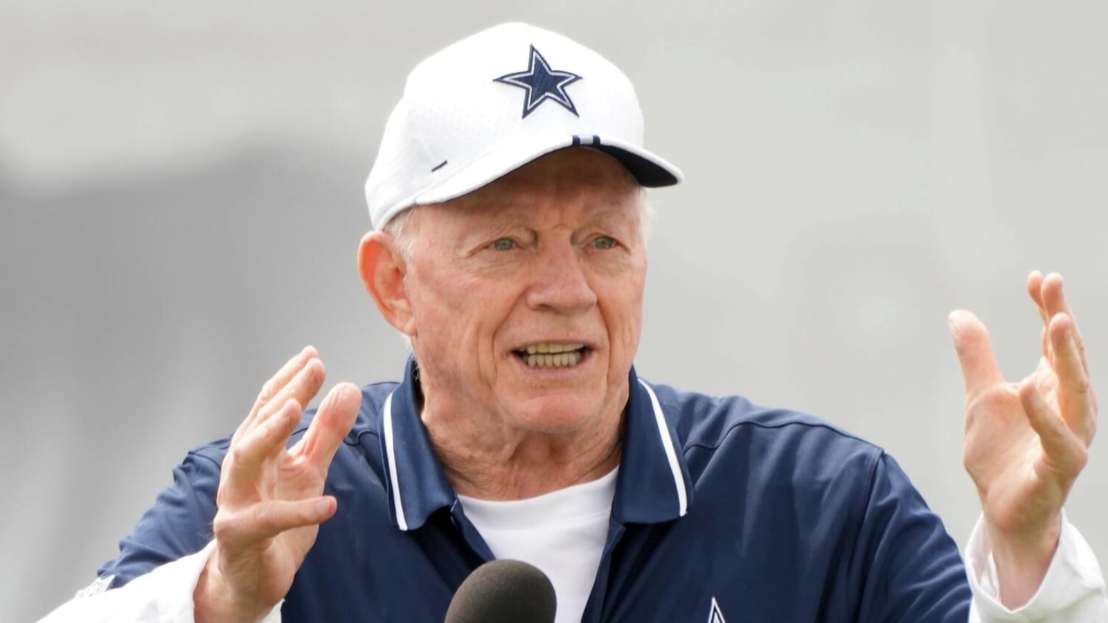 NFC East stock up, down: Jerry Jones gets new toy
