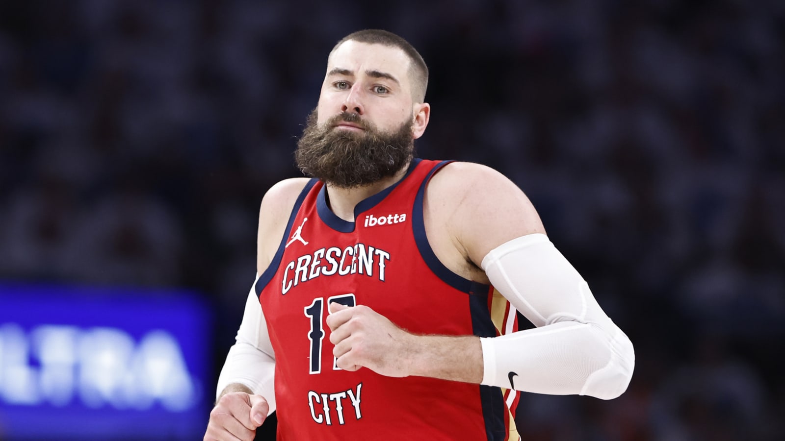Wizards to sign veteran center to three-year contract